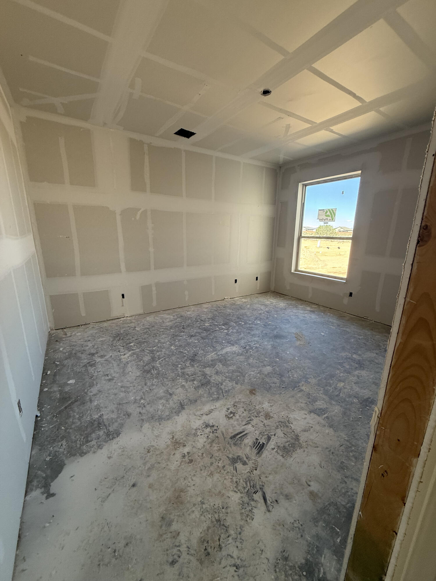 Photo 4 — 6345 Vatapa Road NE