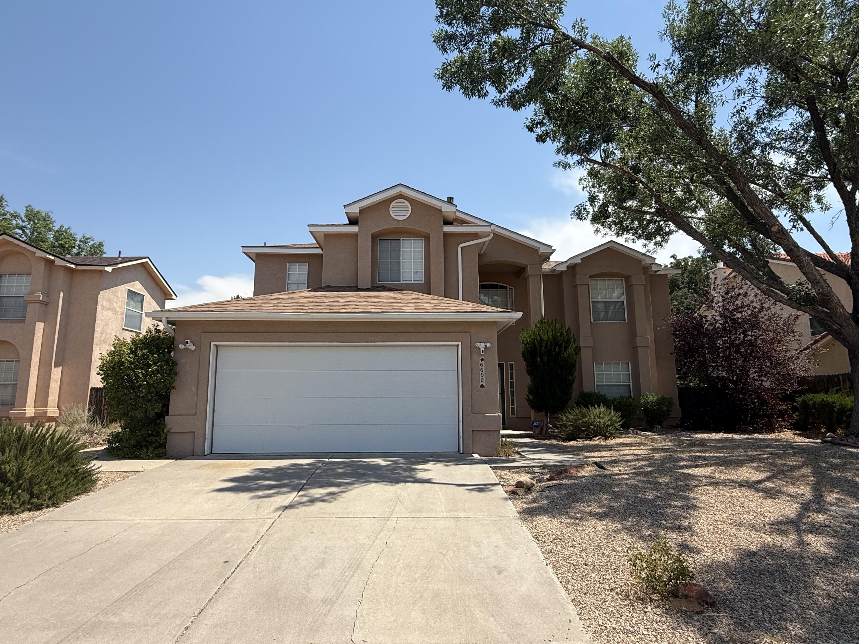 6608 Mesa Solana Place NW