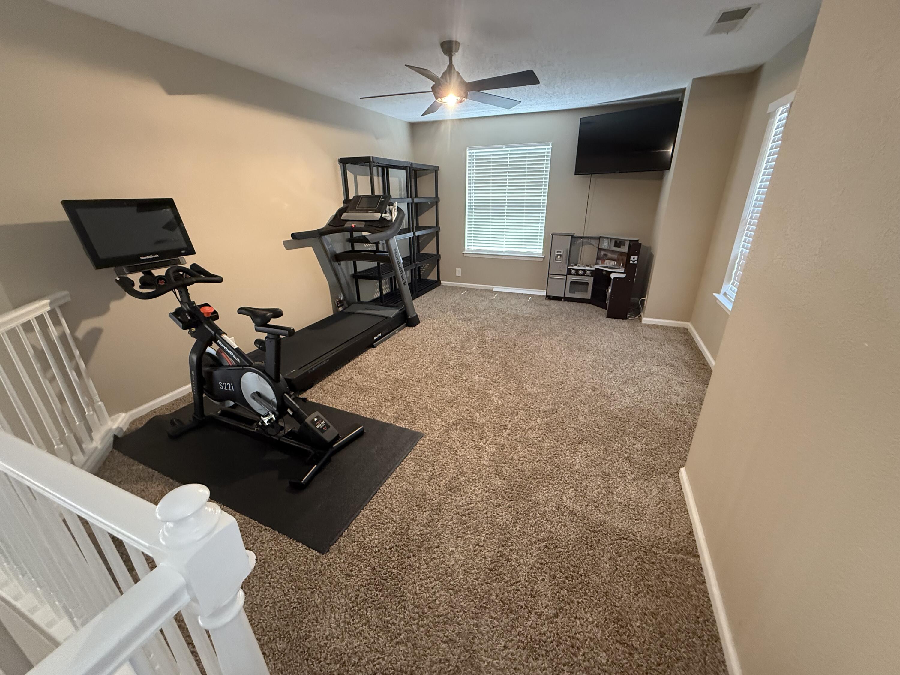 Photo 11 — 6608 Mesa Solana Place NW