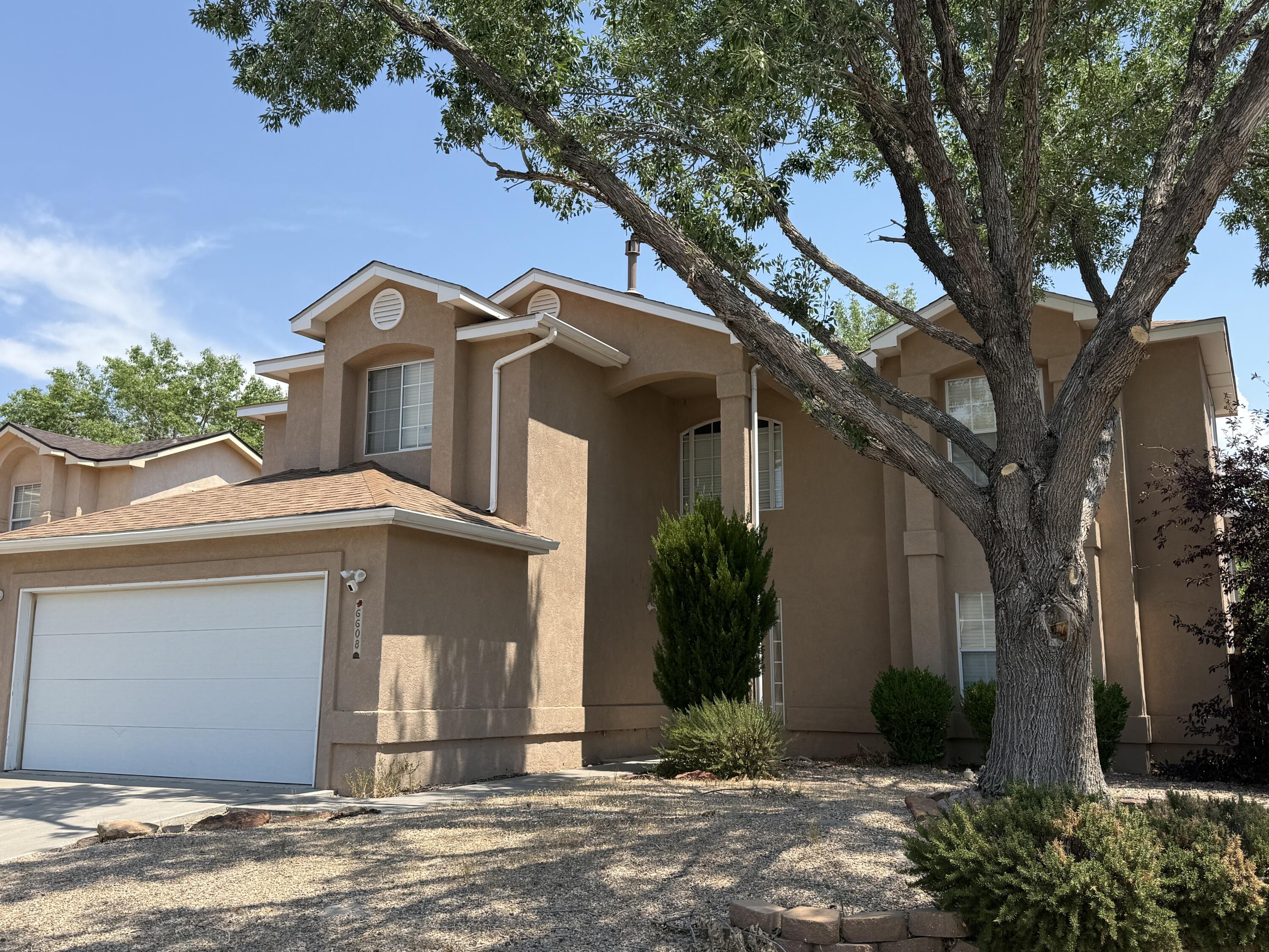 Photo 3 — 6608 Mesa Solana Place NW