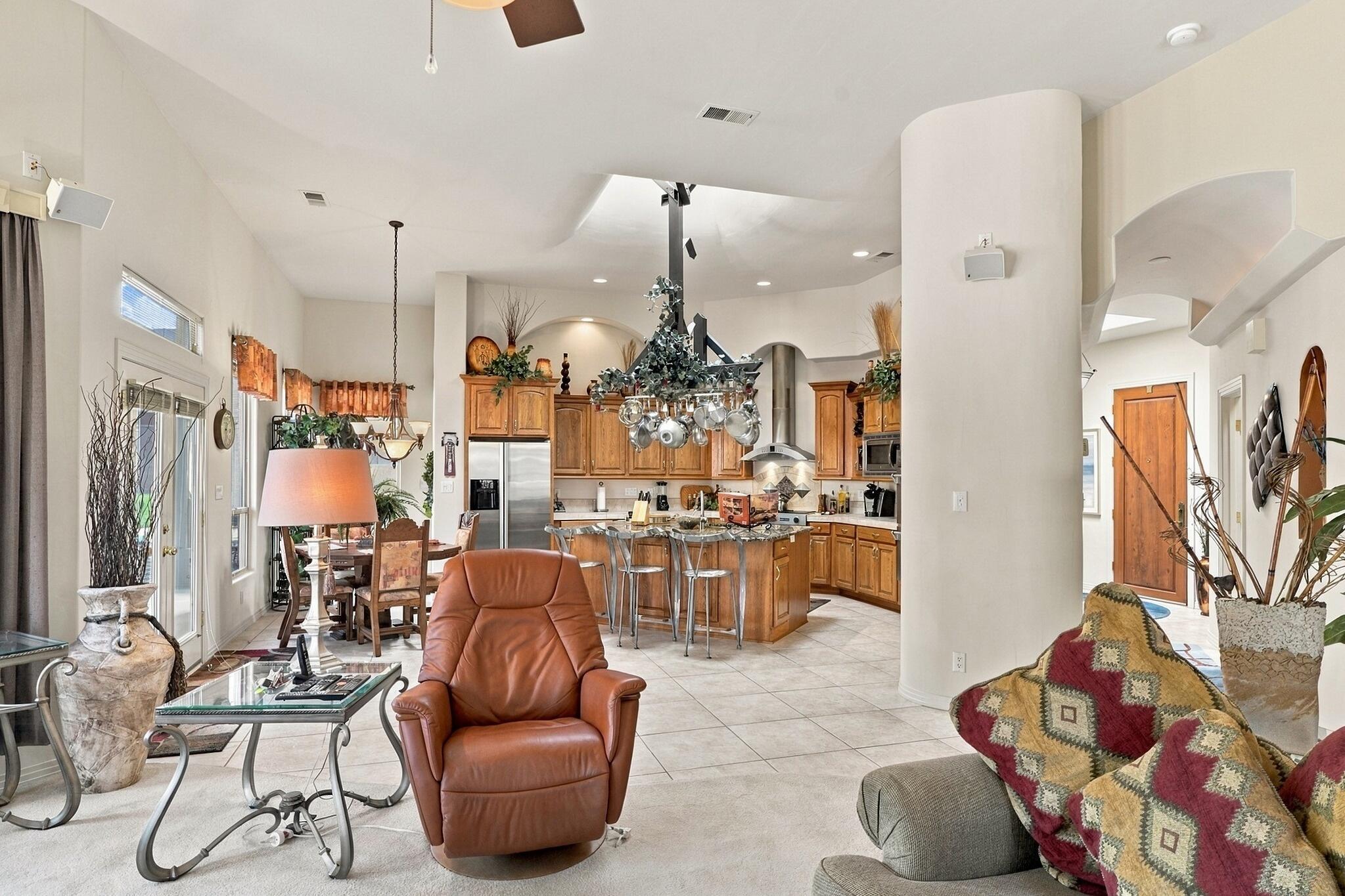 Photo 18 — 8604 Pristine Drive NE