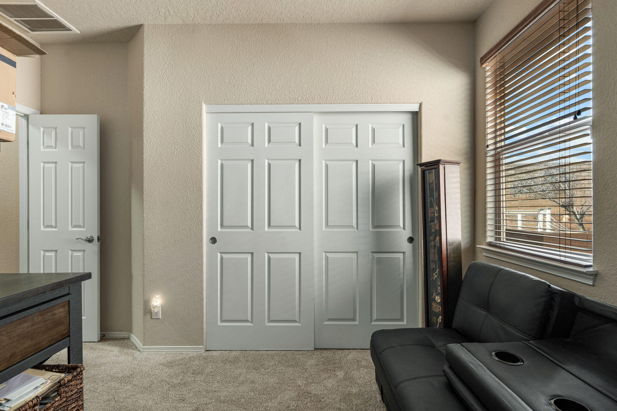 Photo 10 — 10447 Savoy Drive NW