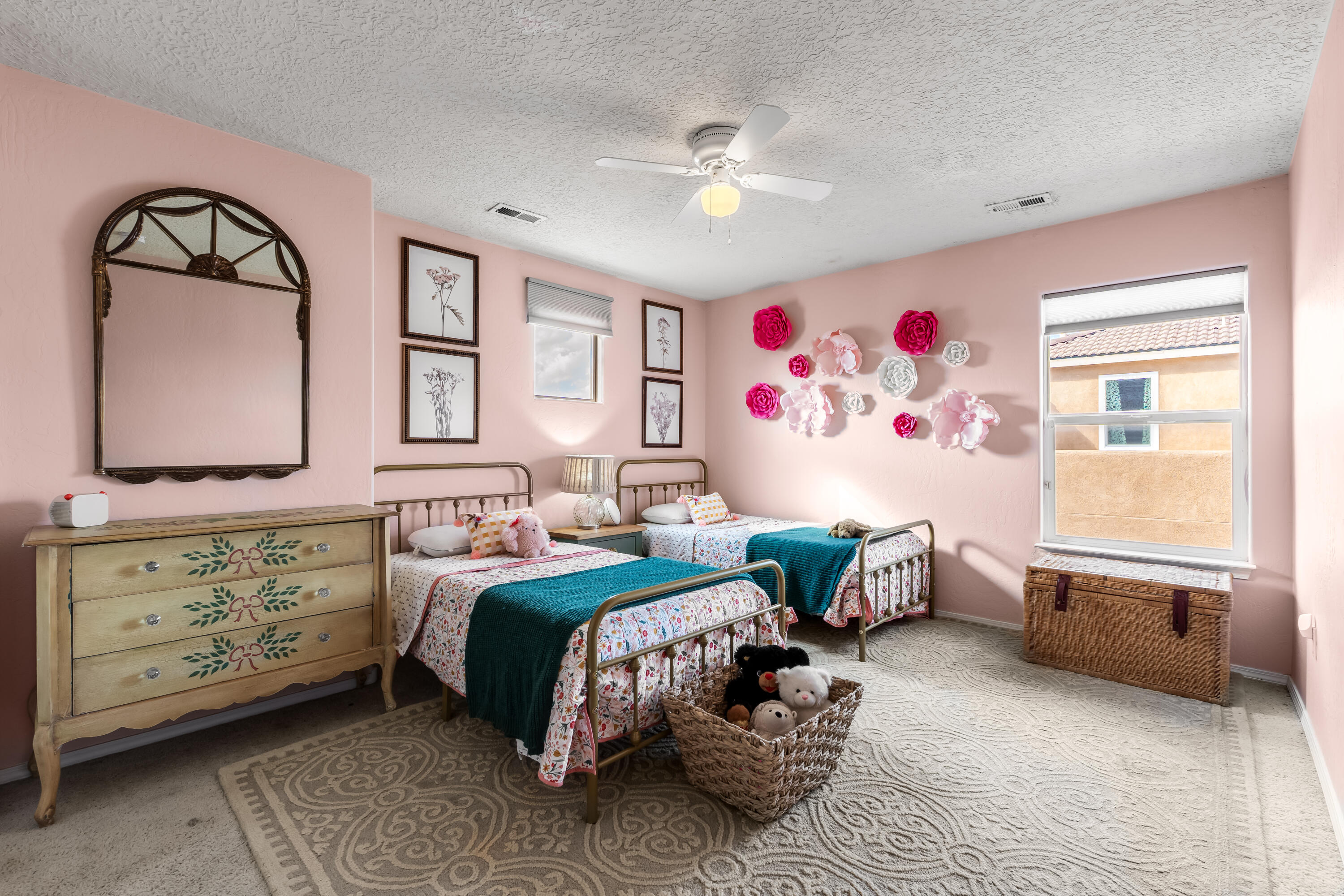 Photo 18 — 1508 Conejos Drive SE