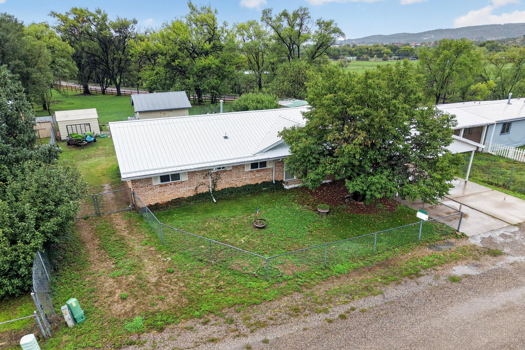 Photo 2 — 6 Kemm Drive