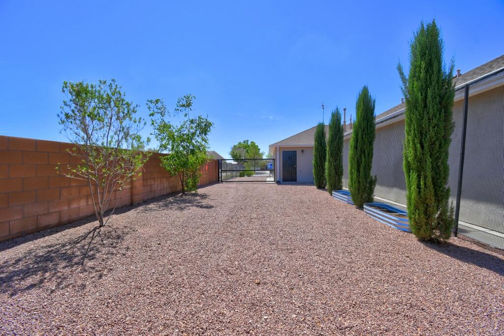 Photo 11 — 117 San Lucas Avenue