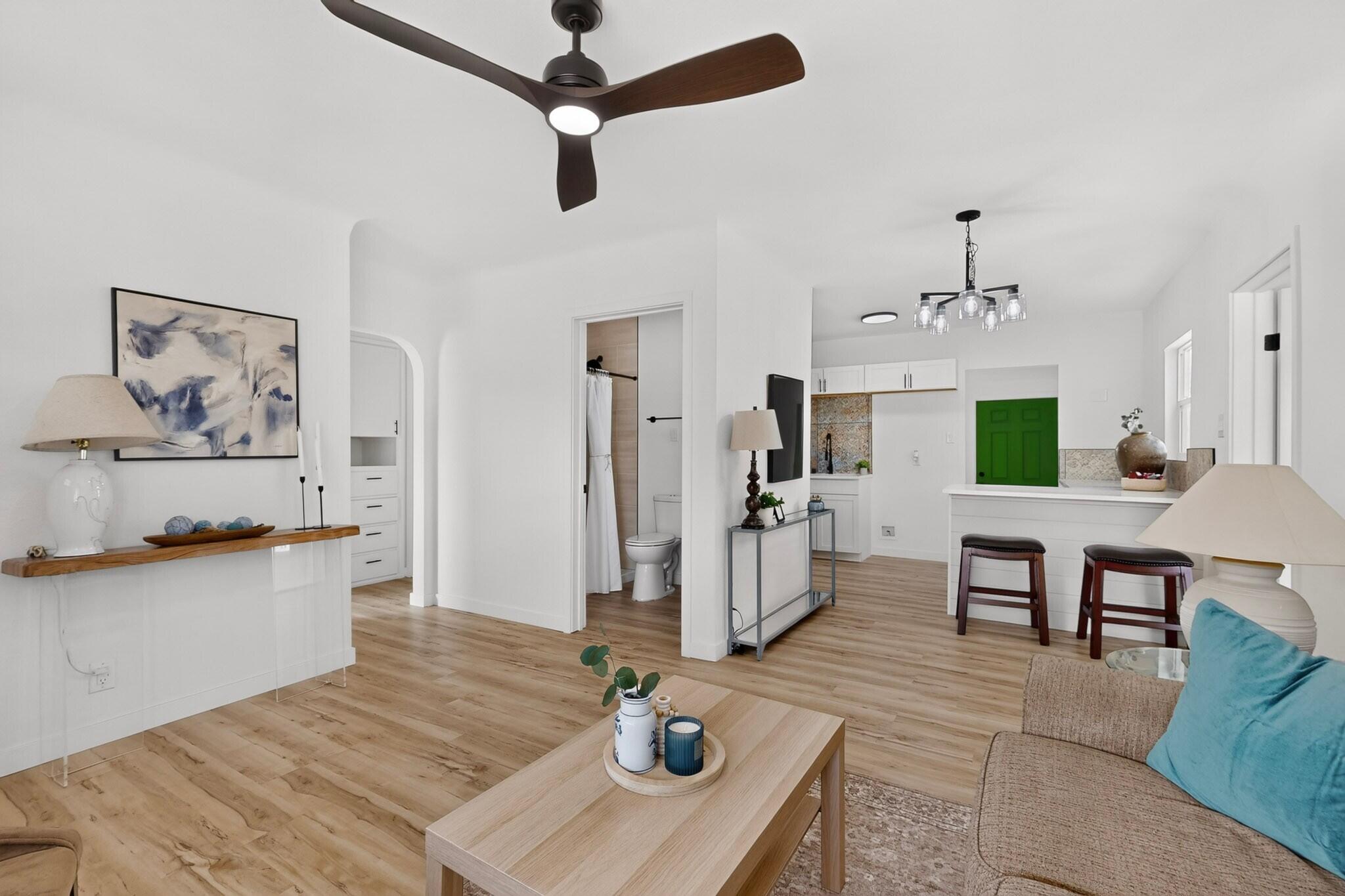 Photo 12 — 2639 Washington Street NE