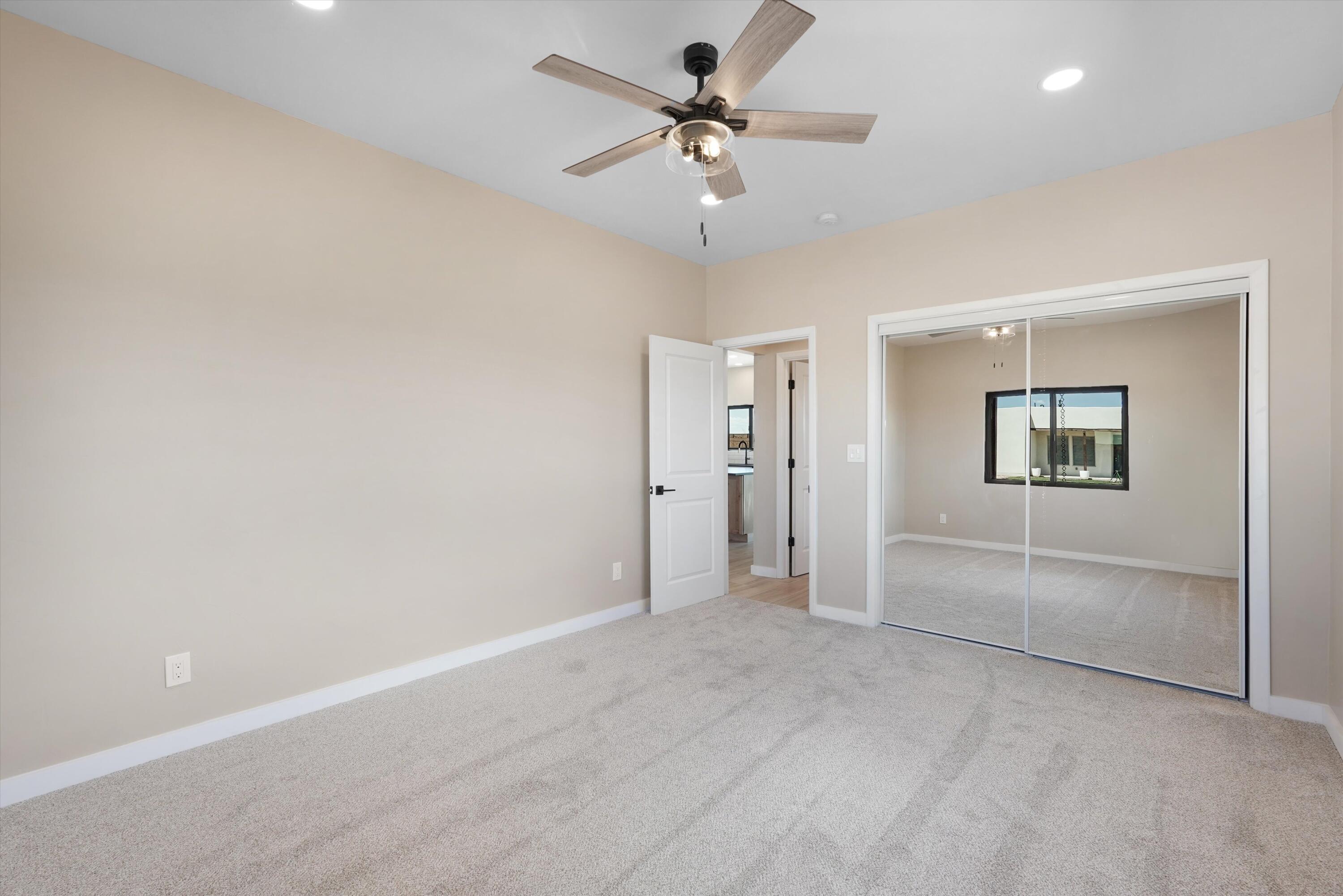 Photo 13 — 609 2nd Street NE