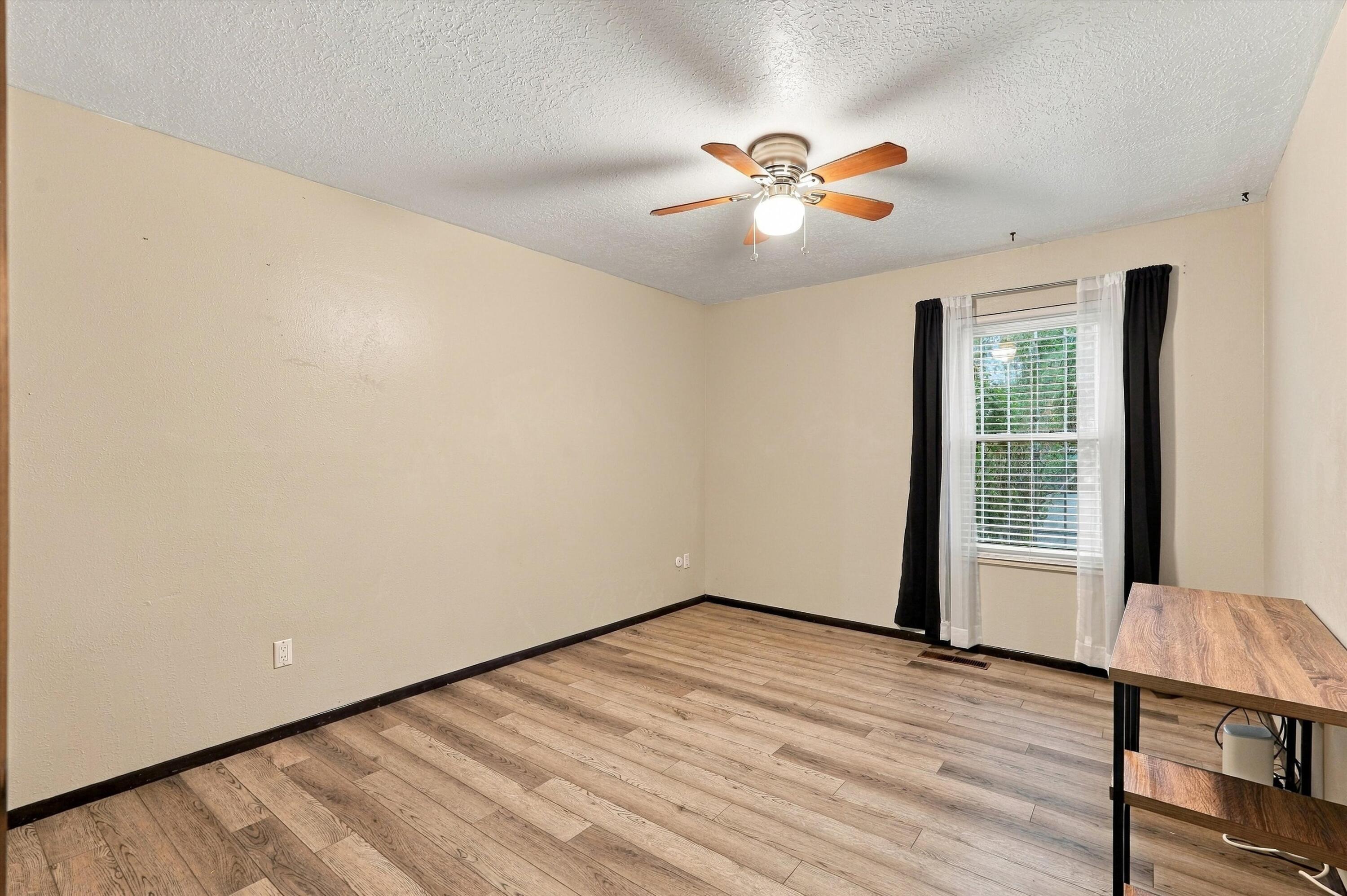 Photo 6 — 1333 Monte Largo Drive NE