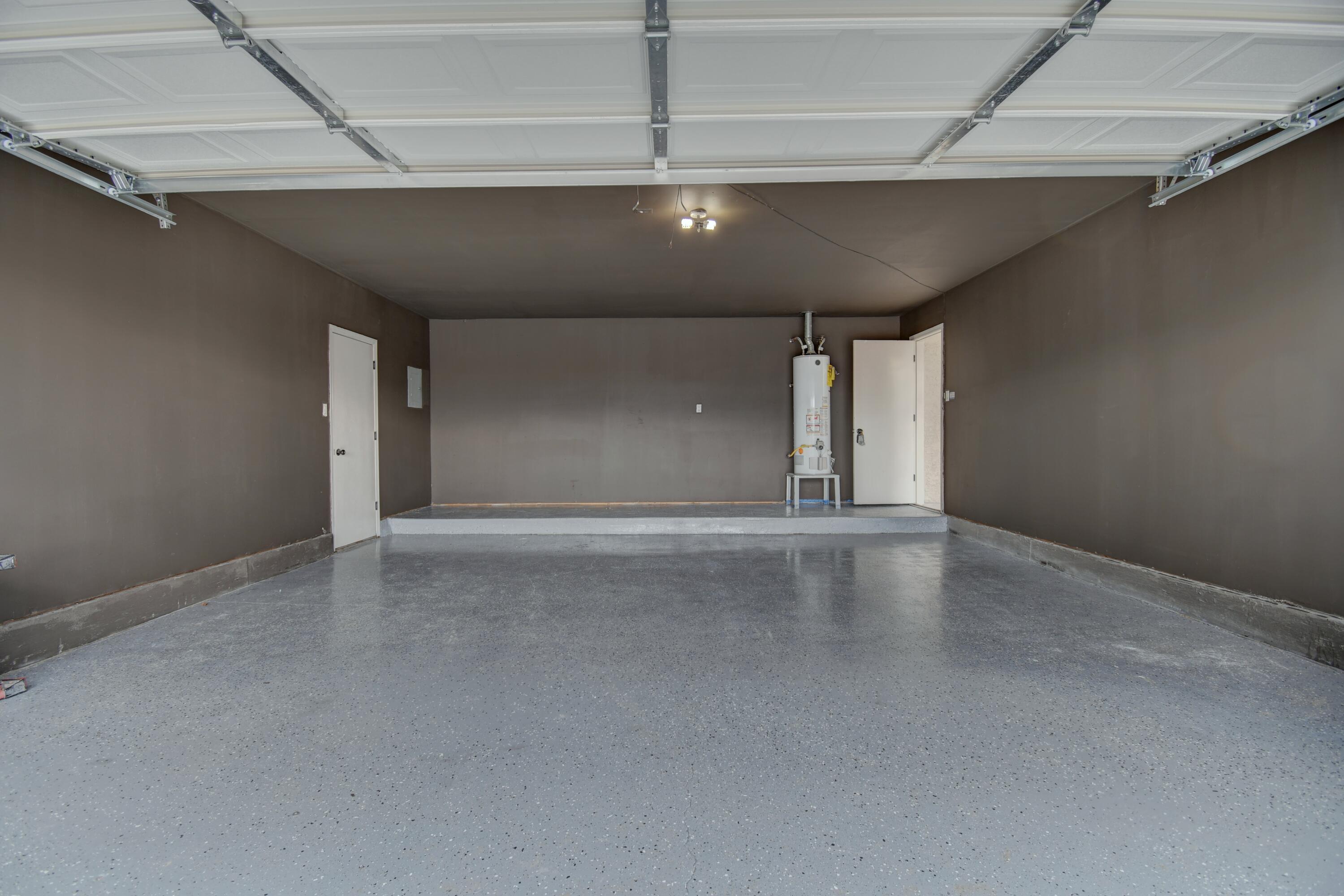 Photo 7 — 4100 Cibola Village Drive NE