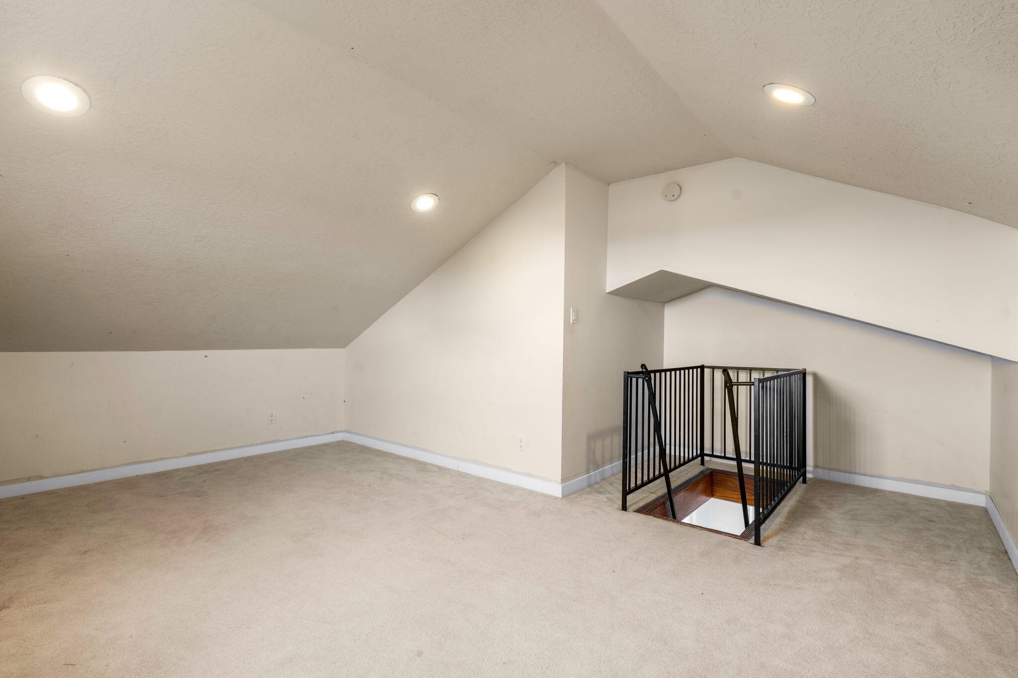 Photo 16 — 46 Epoch Drive