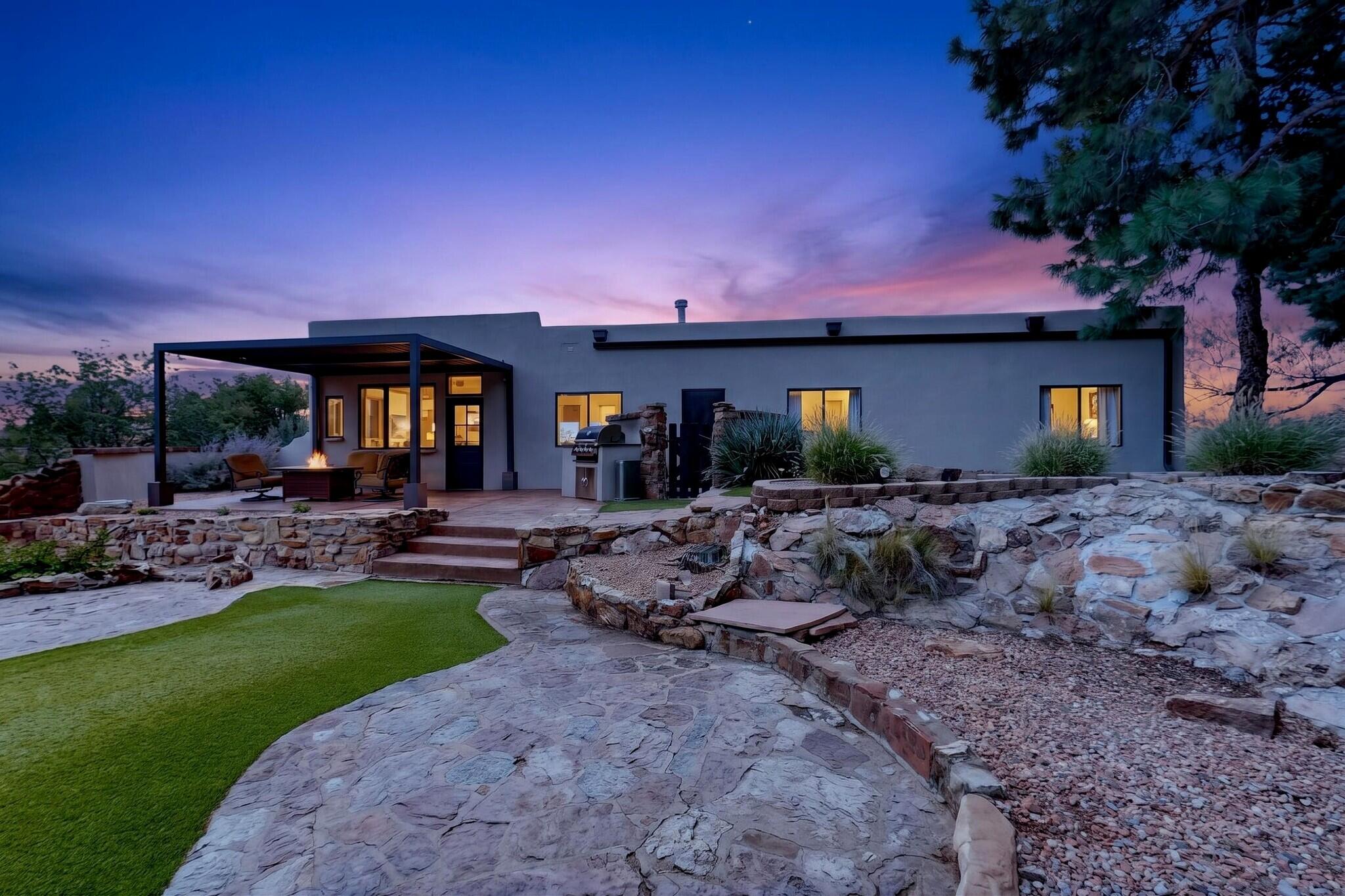Photo 13 — 655 Roadrunner Lane NE