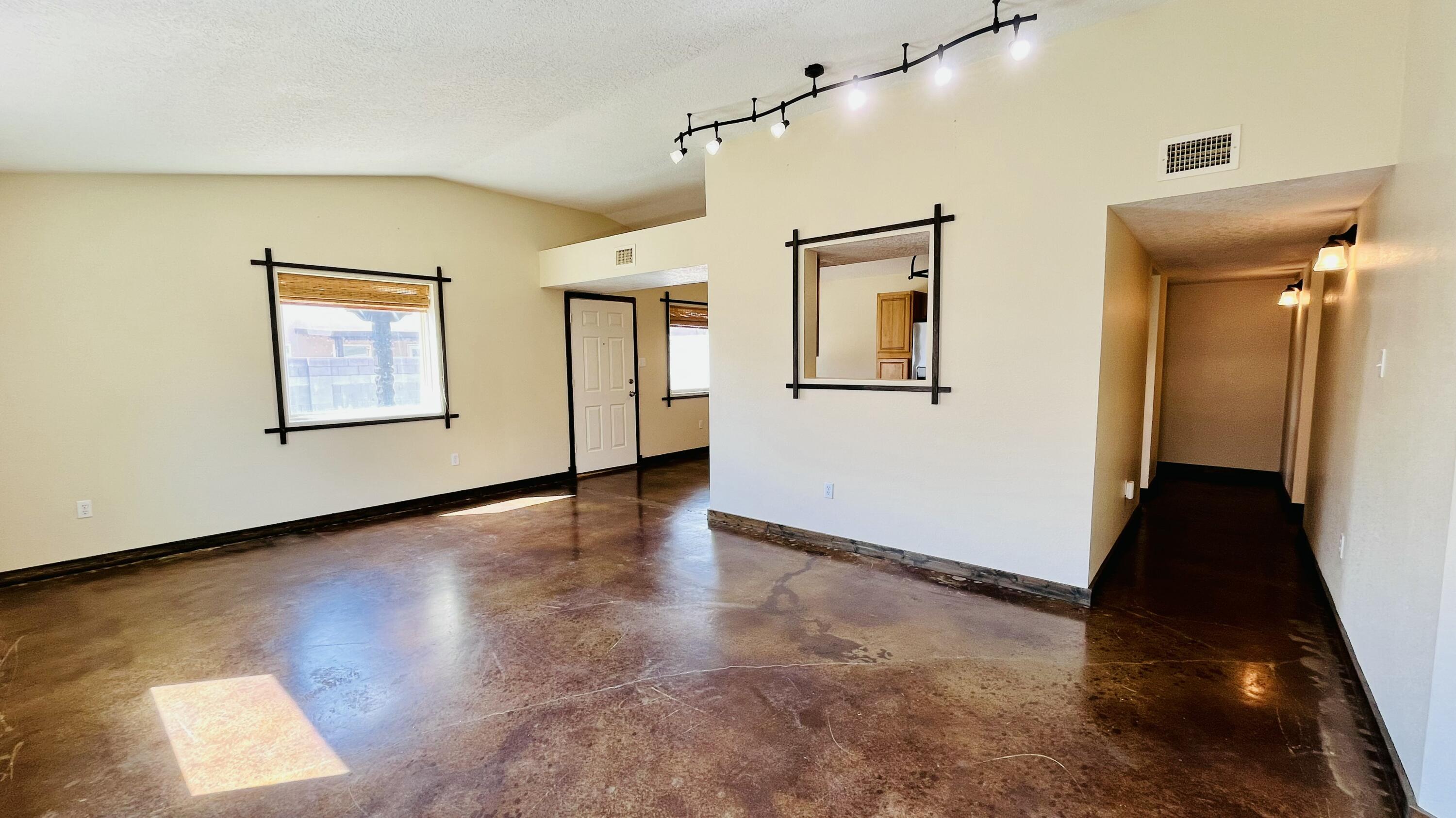 Photo 19 — 5600 Mesa Ridge Road NW