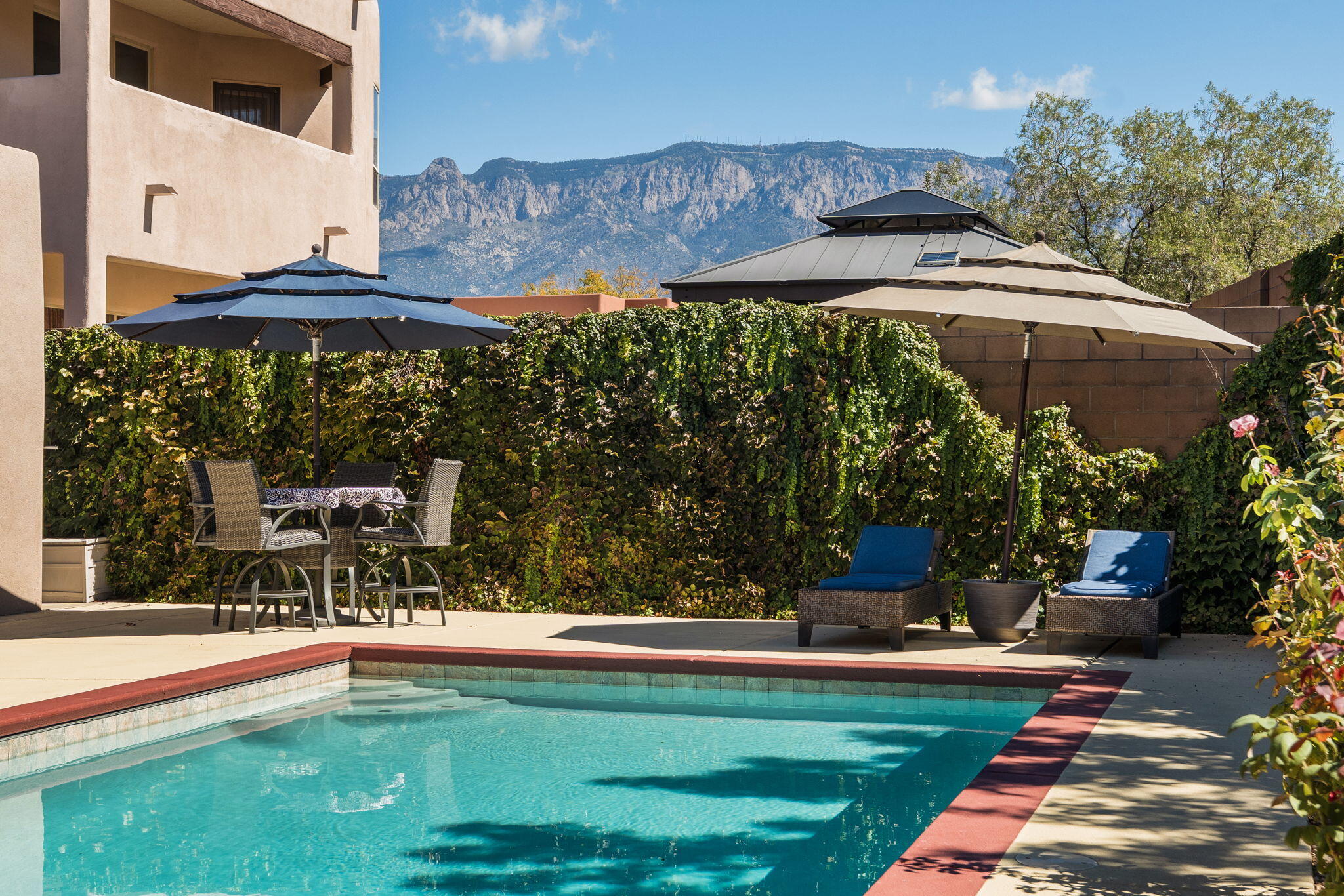 7420 Blue Holly Court NE, Albuquerque, NM 87113