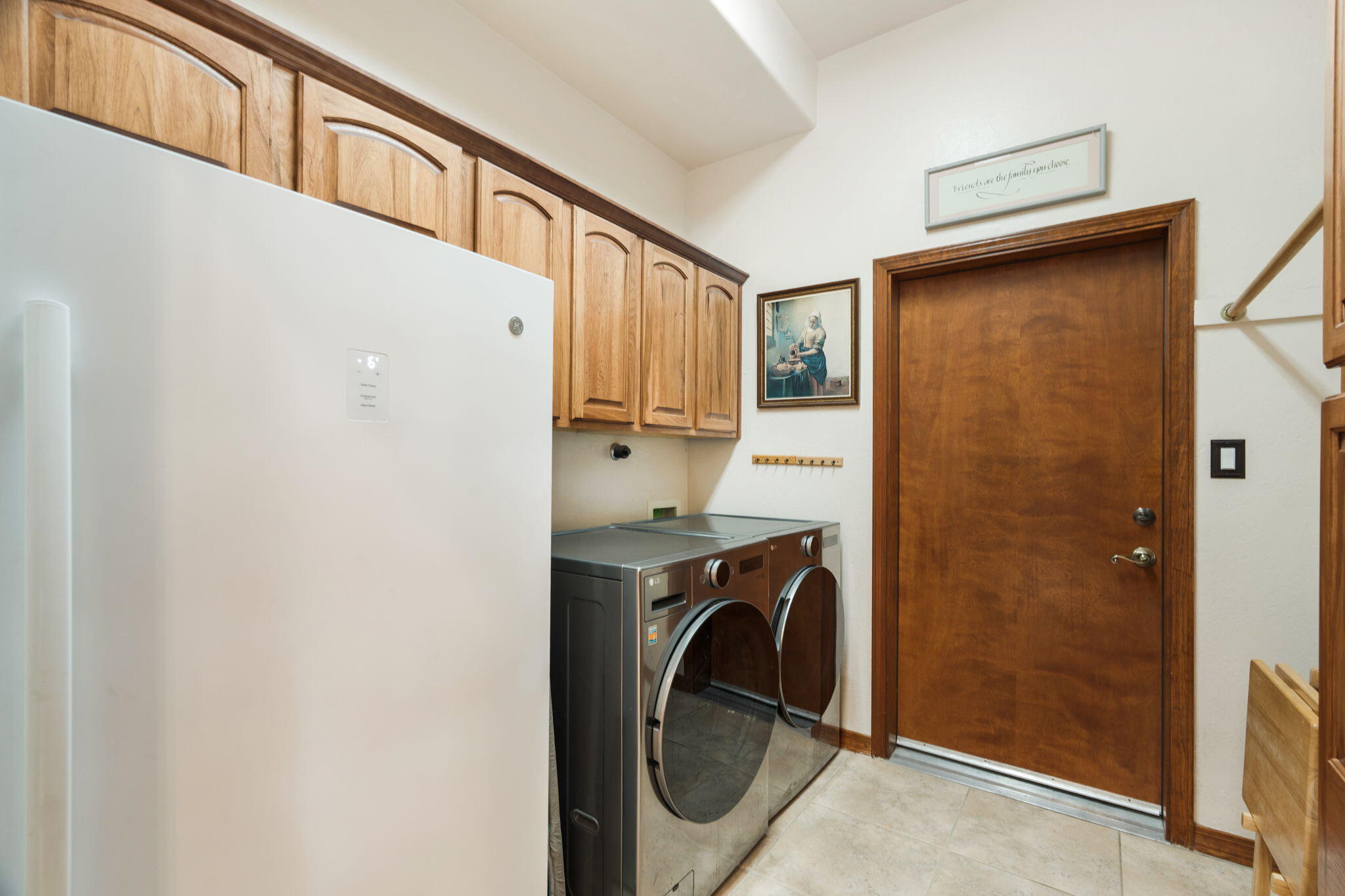 Photo 9 — 7420 Blue Holly Court NE