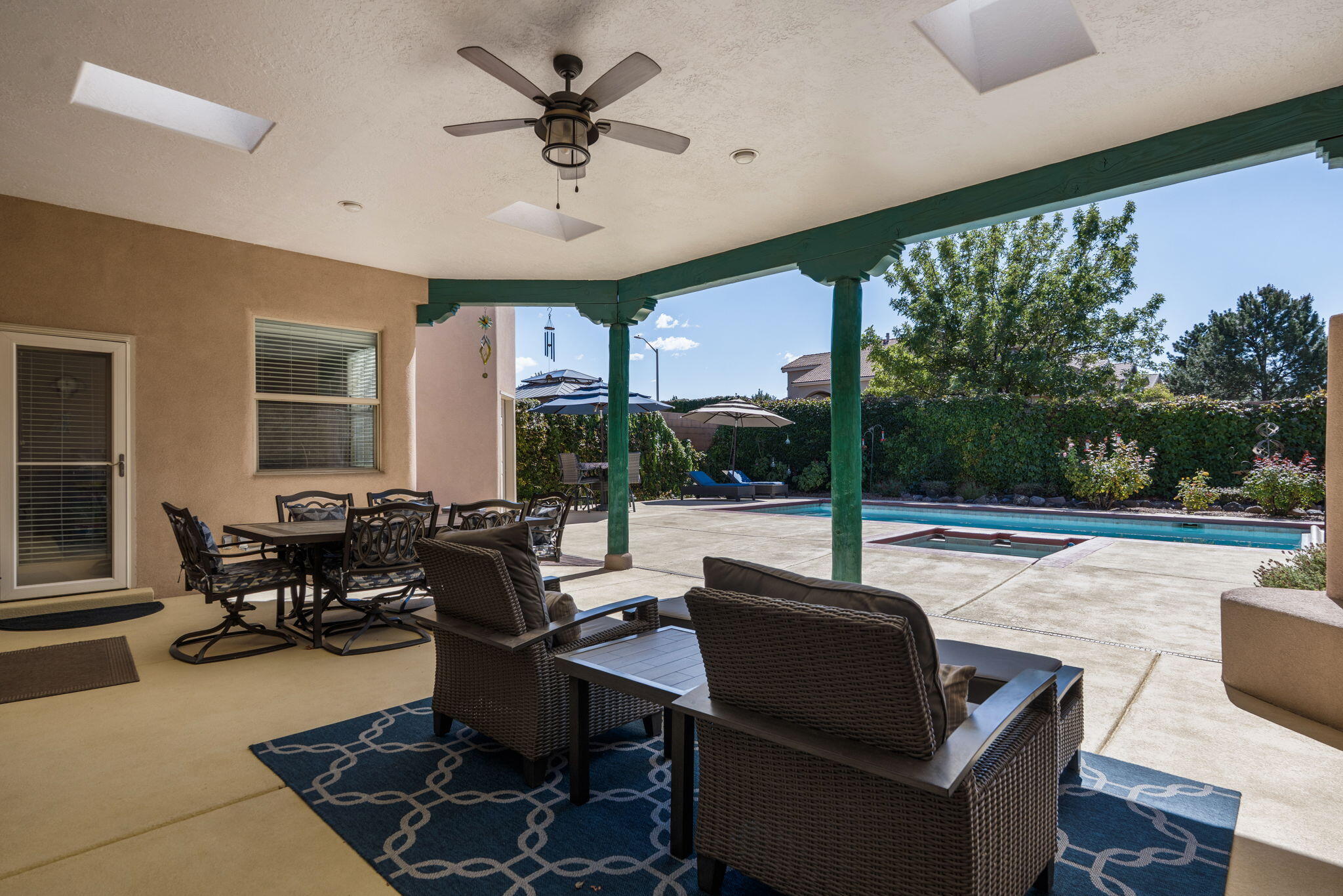 Photo 10 — 7420 Blue Holly Court NE