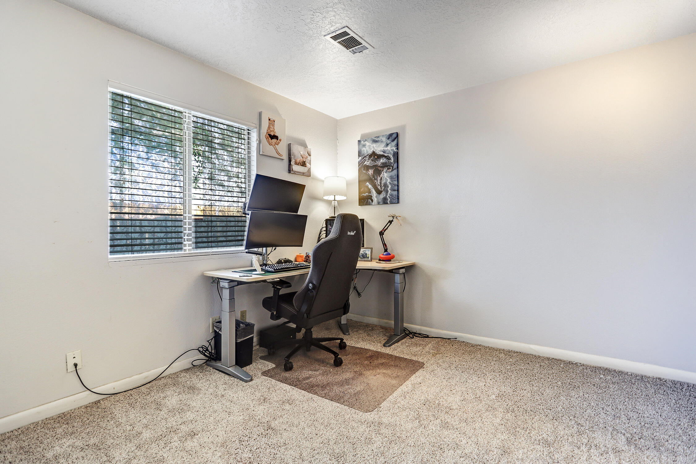 Photo 4 — 1645 Evelyn Drive NE