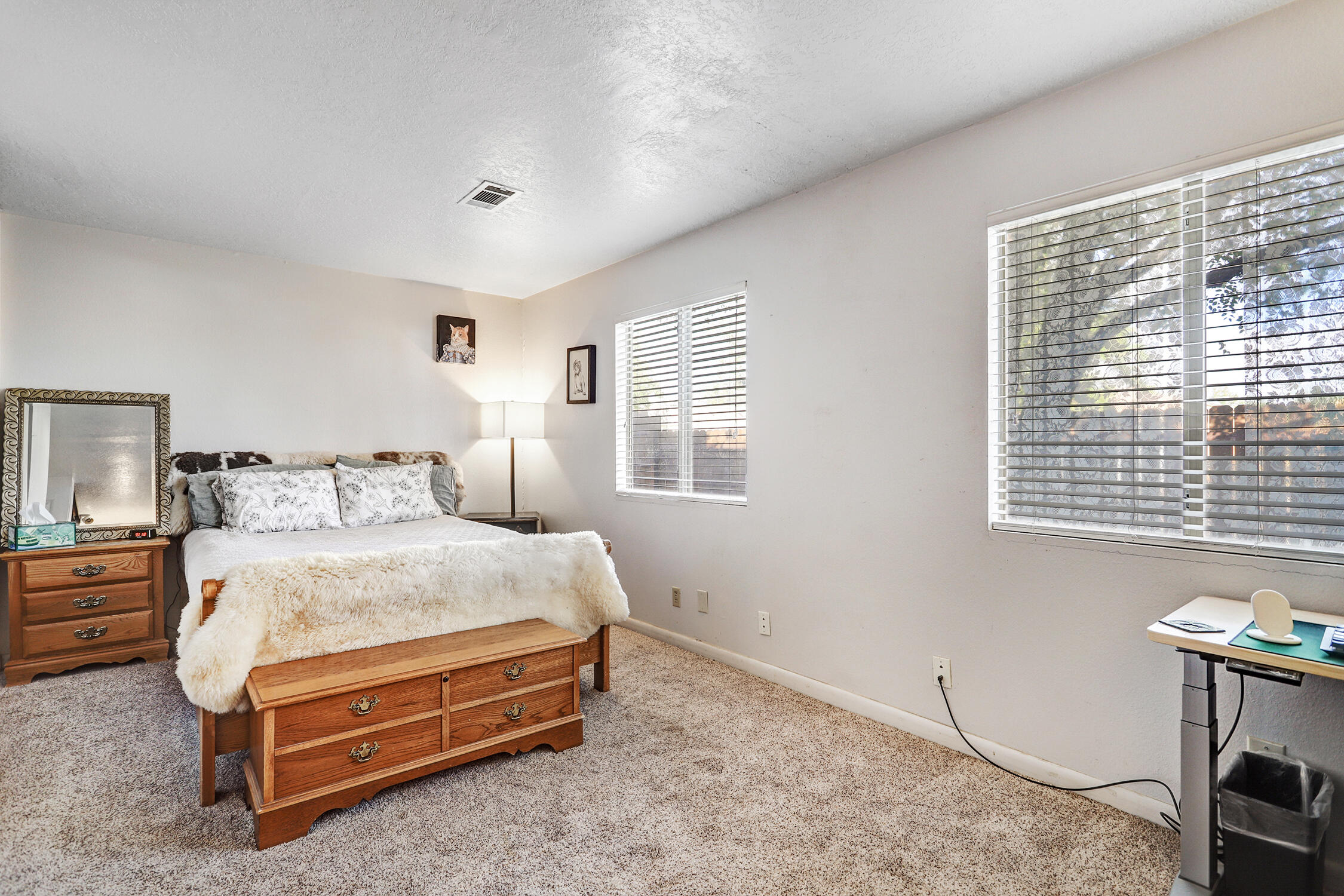 Photo 5 — 1645 Evelyn Drive NE