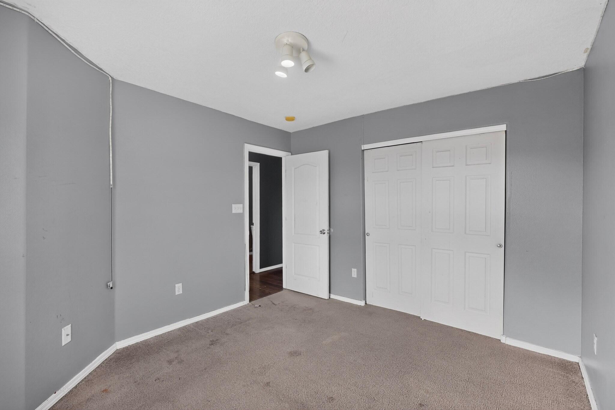Photo 2 — 2101 Gait Street SW