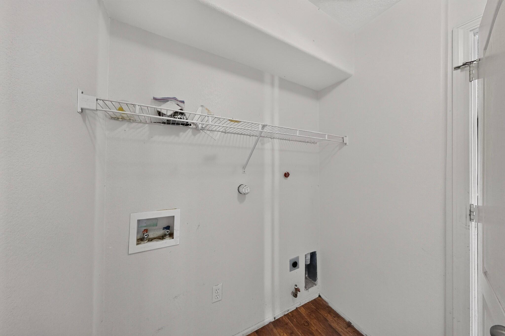 Photo 9 — 2101 Gait Street SW