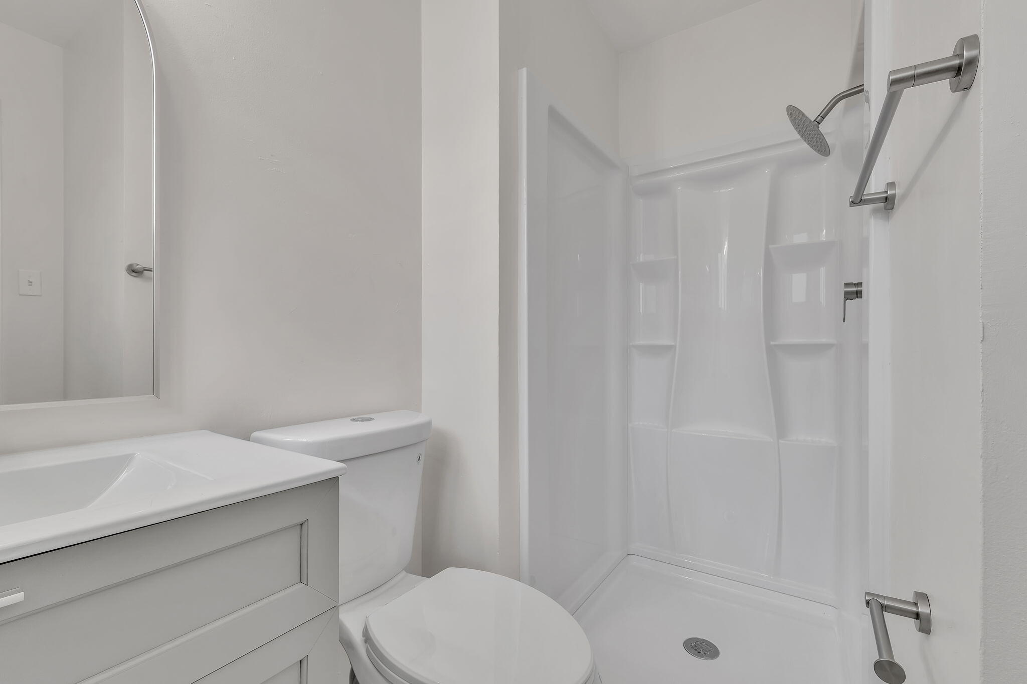 Photo 11 — 3101 Carolina Street NE