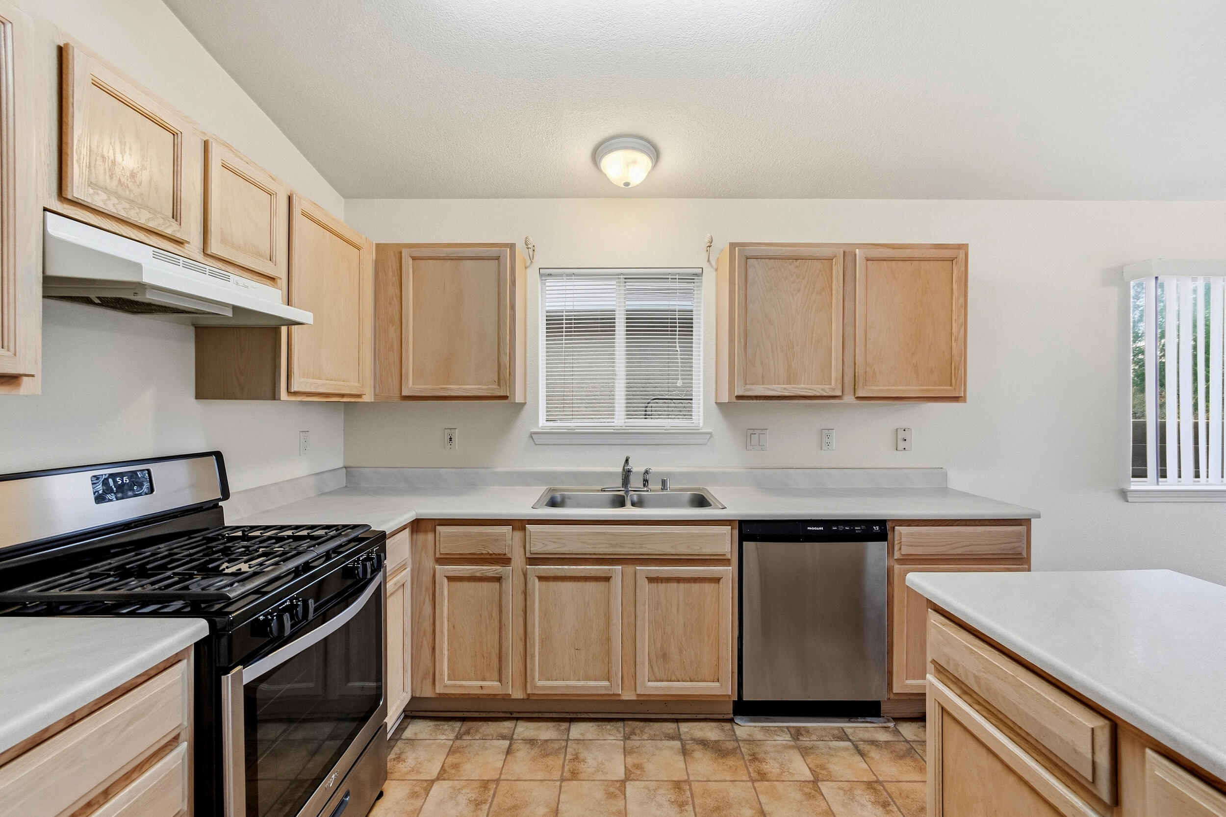 Photo 10 — 10212 Country Sage Court NW