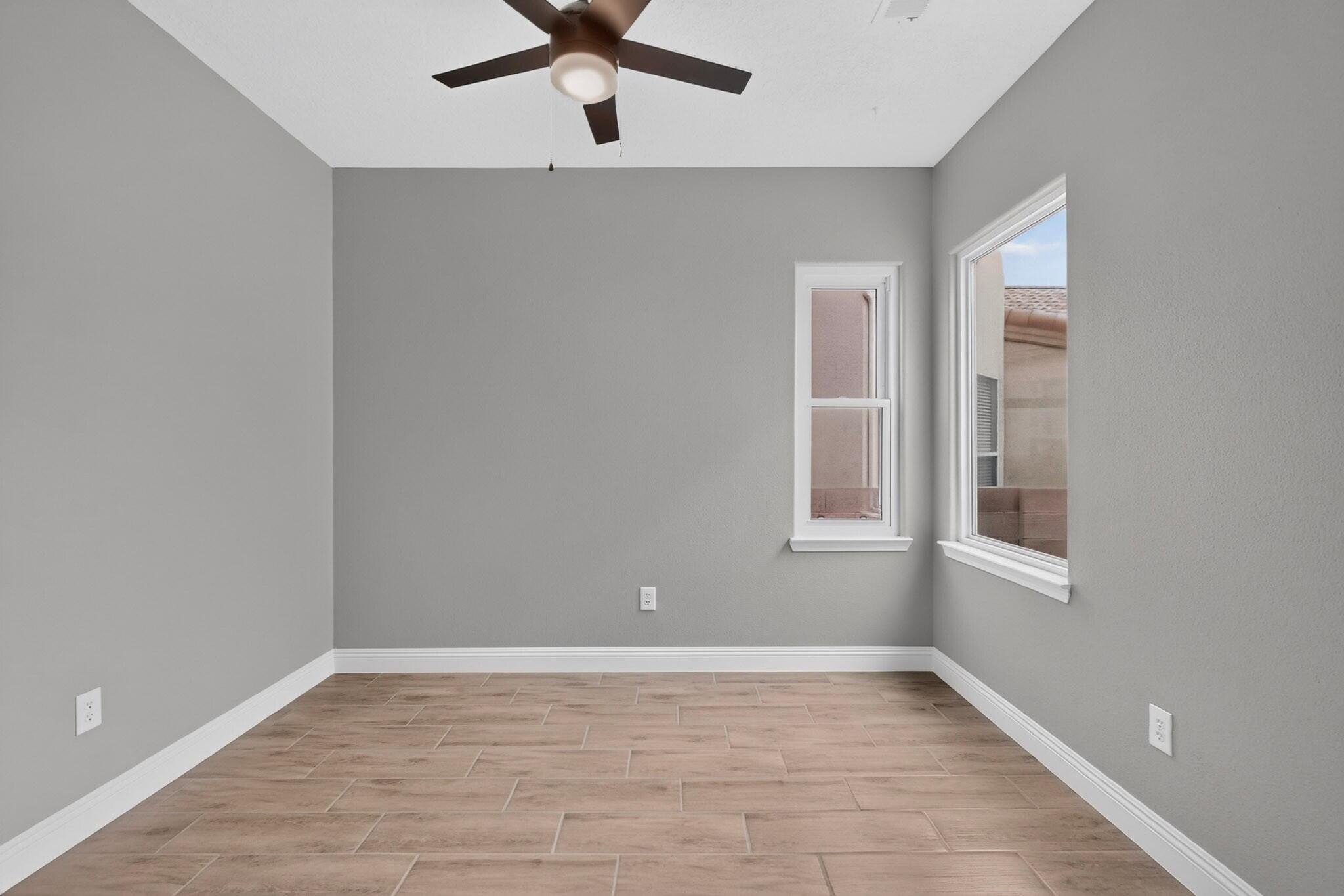 Photo 8 — 3120 Renaissance Drive SE