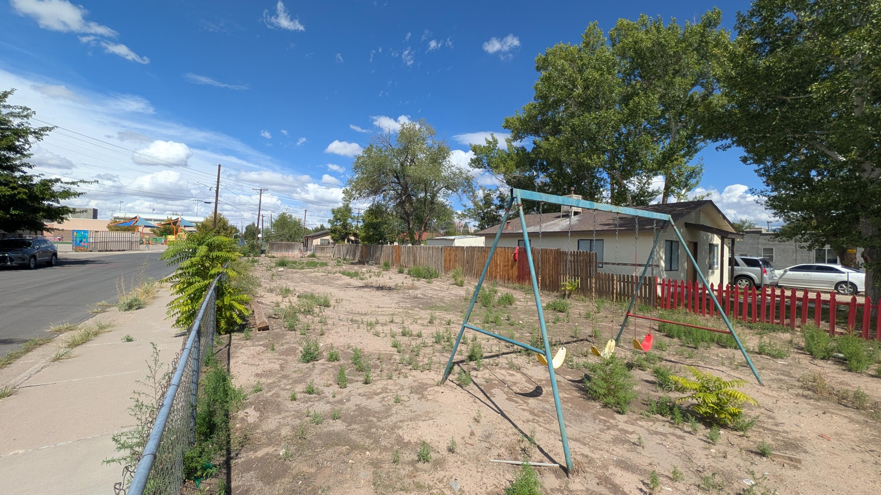 821 Santa Fe Avenue SW, Albuquerque, NM 87102