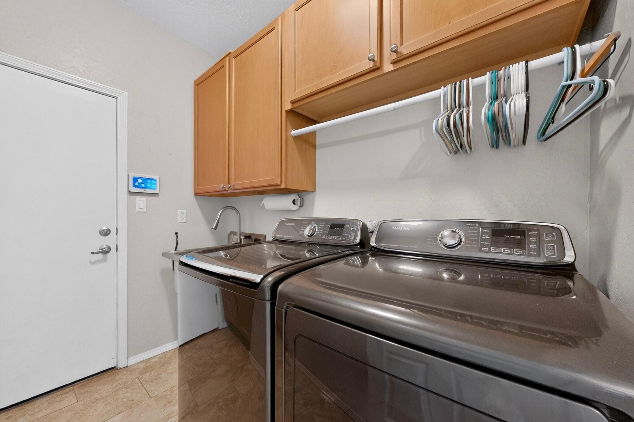 Photo 14 — 5036 Brown Bear Drive NE
