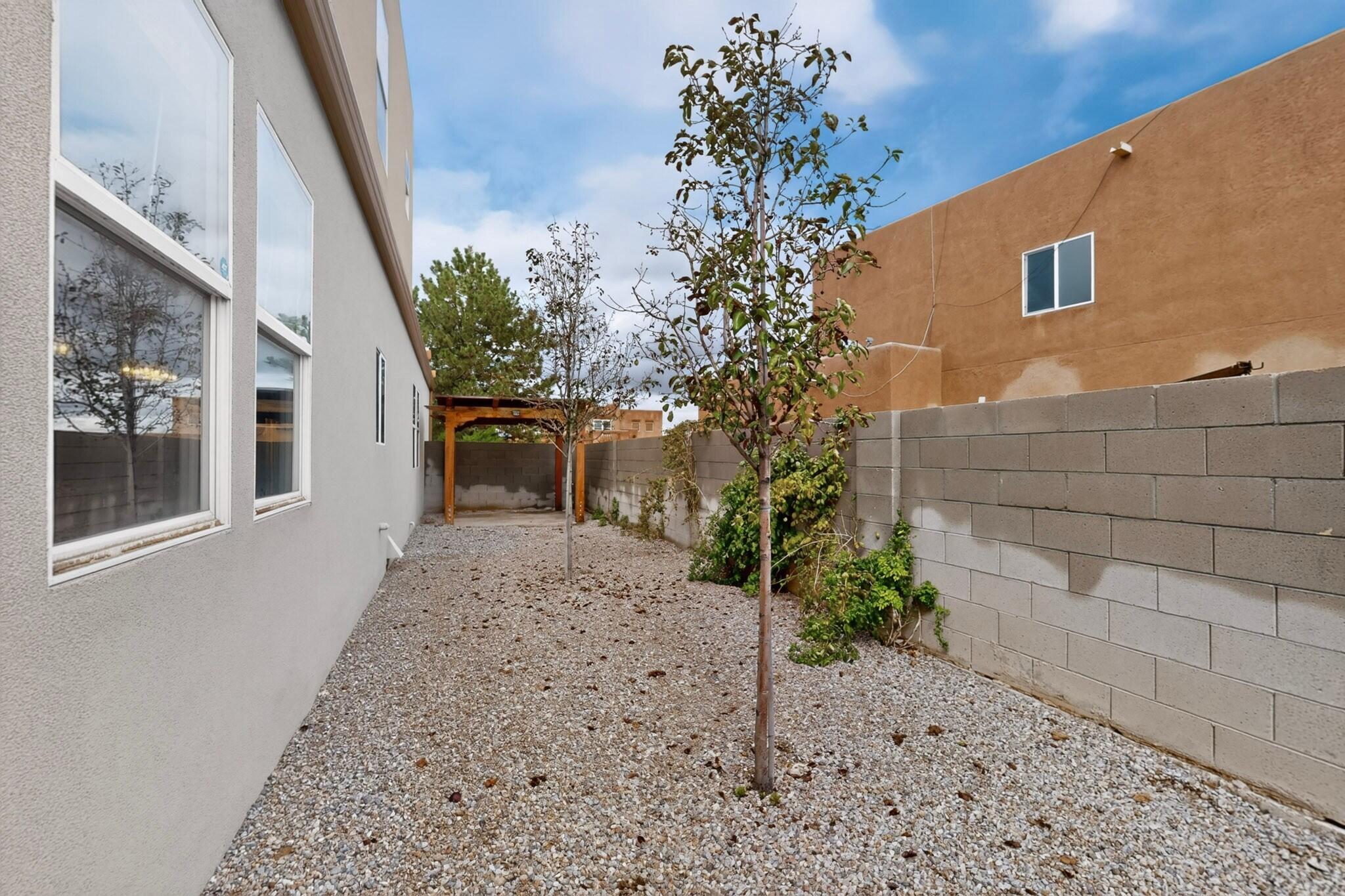 Photo 8 — 5036 Brown Bear Drive NE