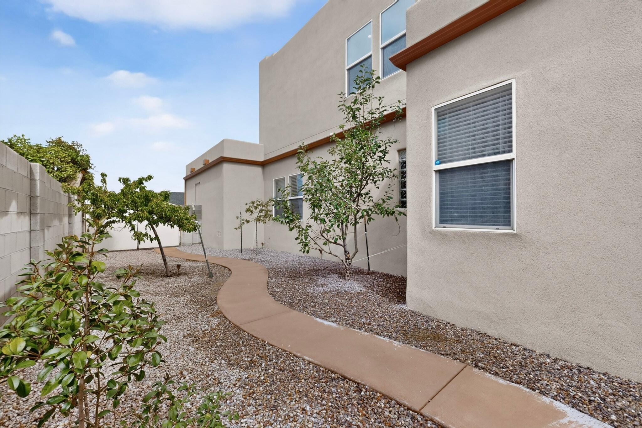 Photo 7 — 5036 Brown Bear Drive NE