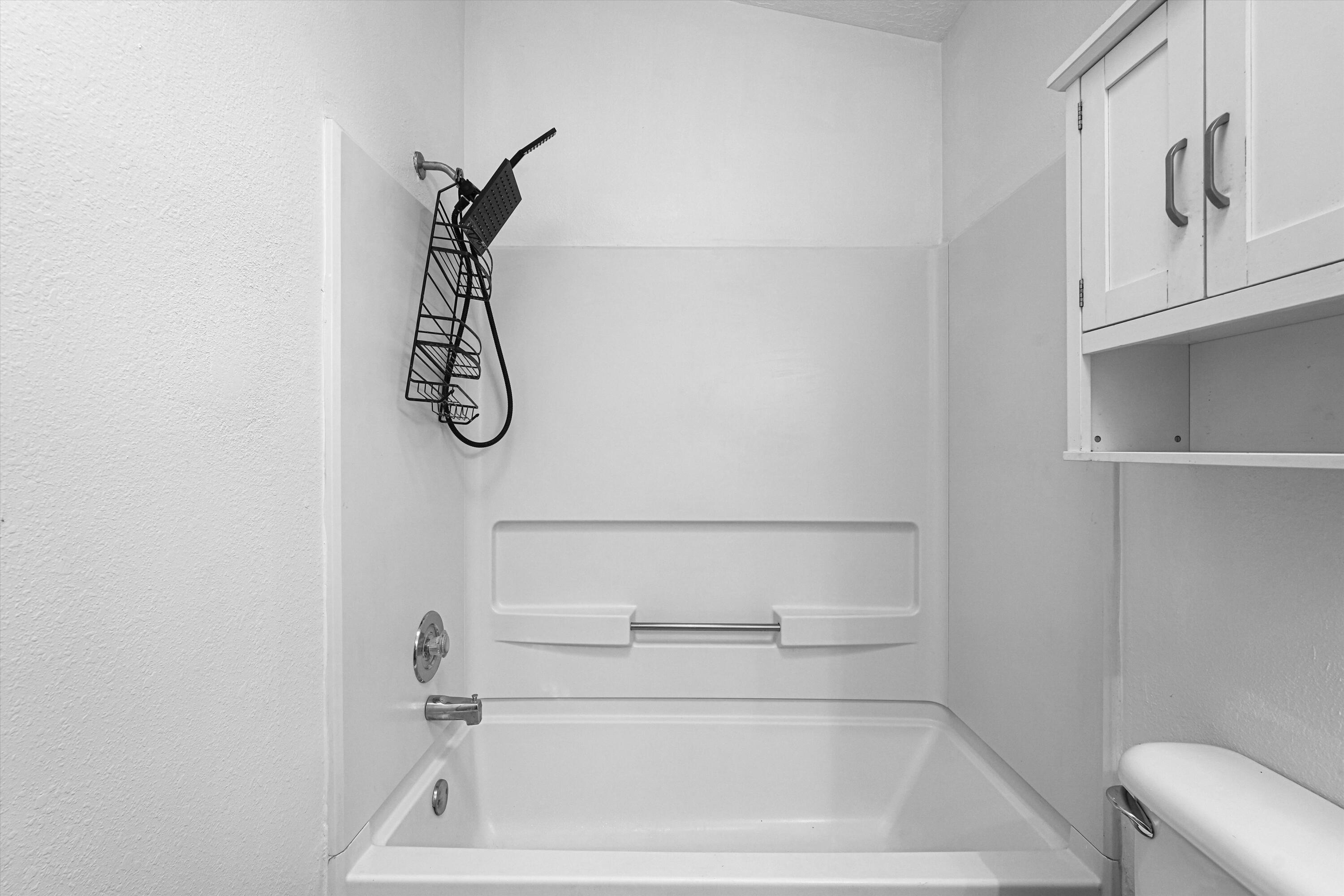 Photo 11 — 10416 Johncock Avenue SW