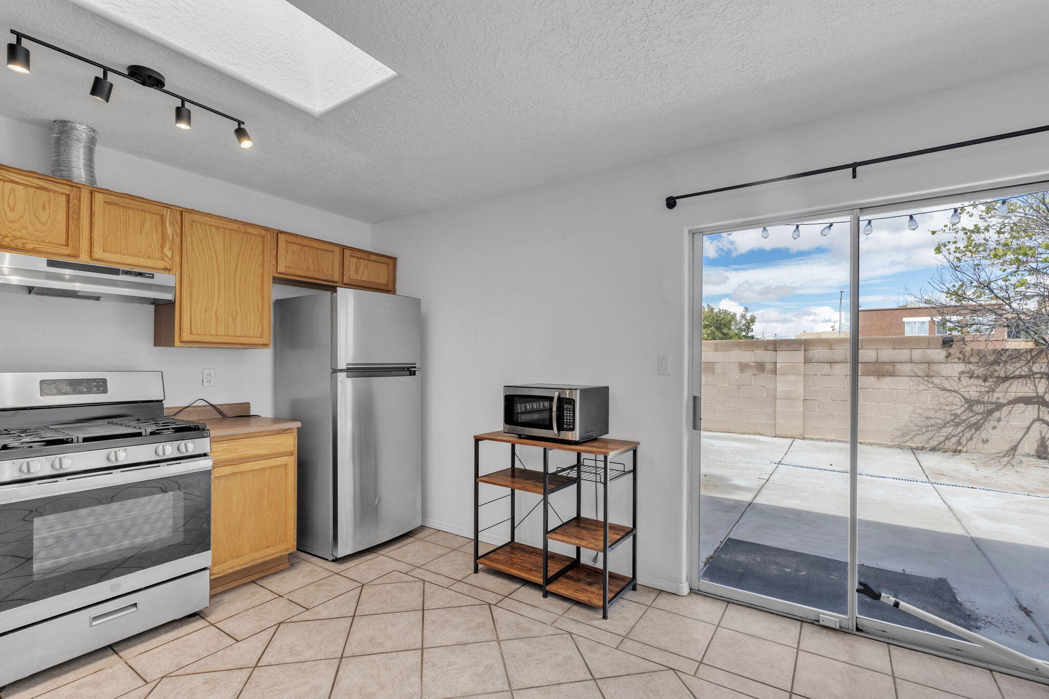Photo 12 — 7711 Kane Court NW