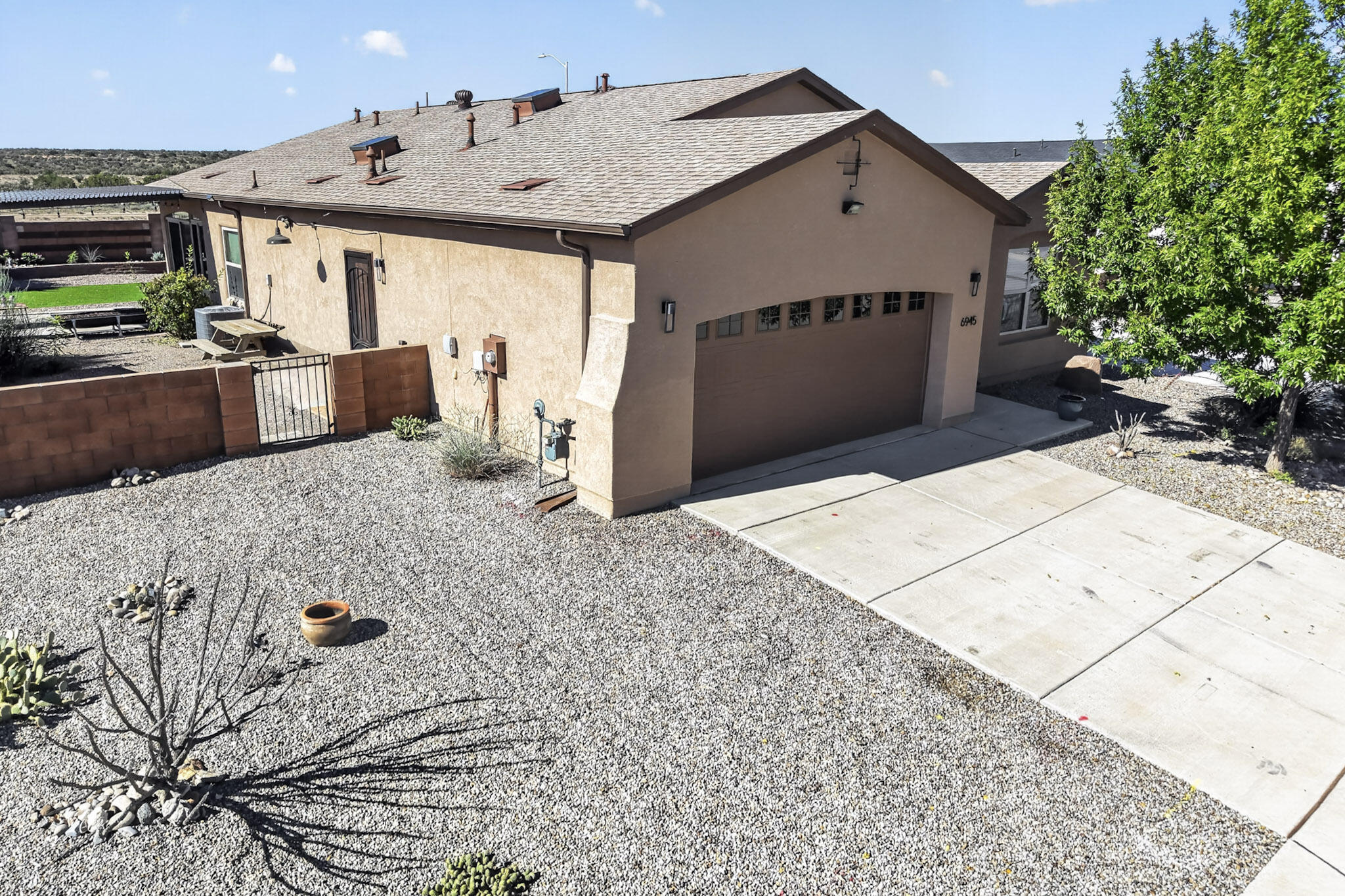 Photo 4 — 6945 Mountain Hawk Loop NE