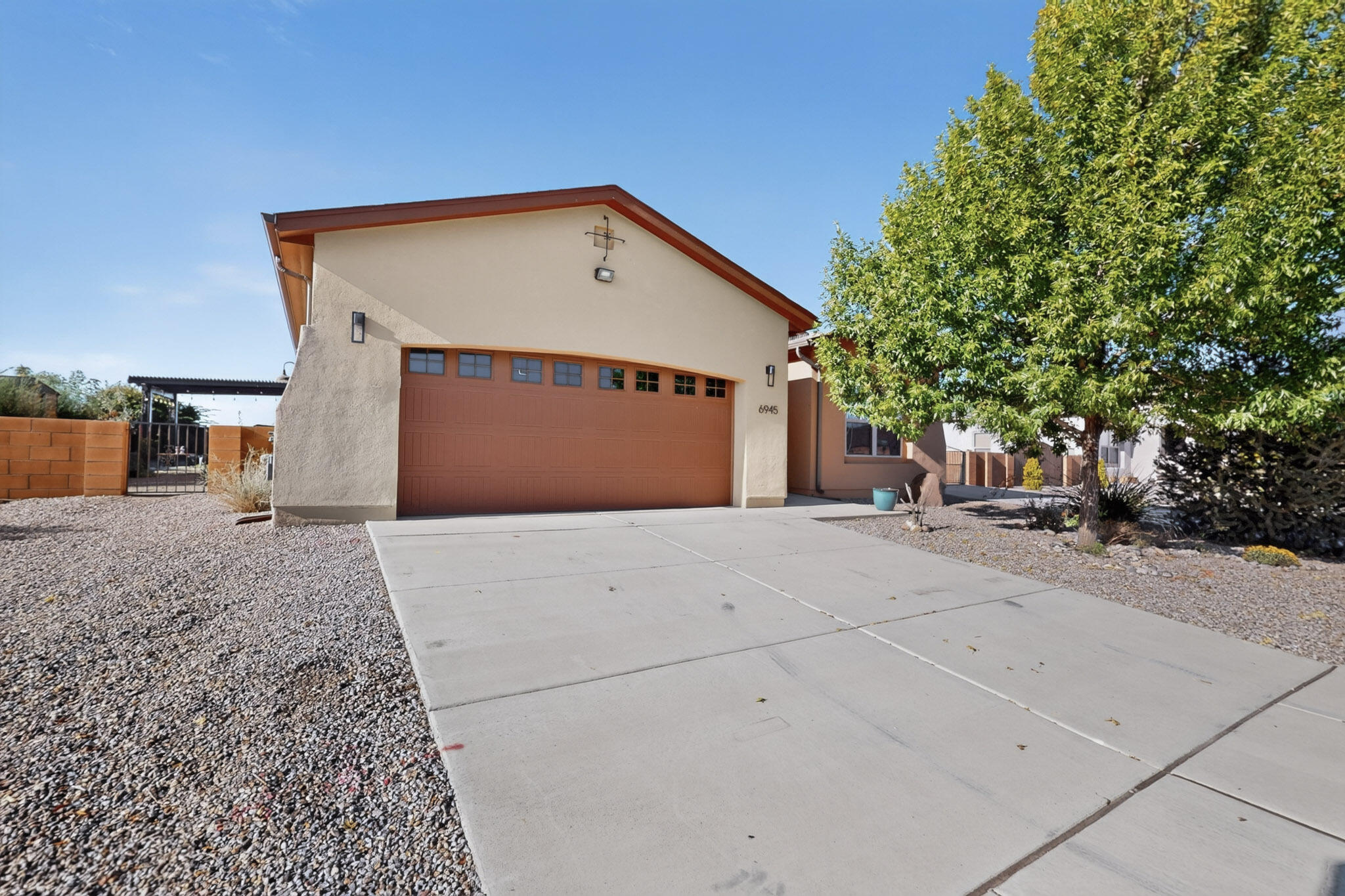 Photo 6 — 6945 Mountain Hawk Loop NE