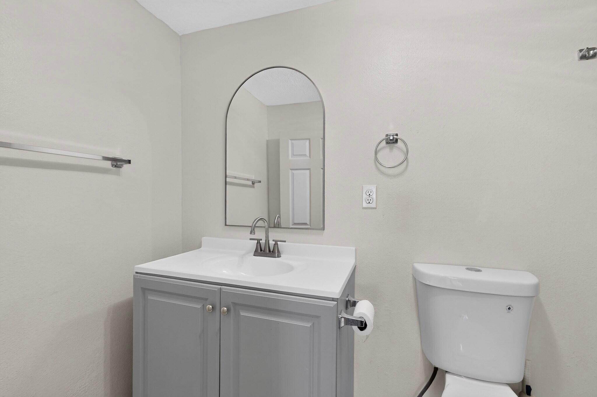 Photo 15 — 3129 Mares Road SW