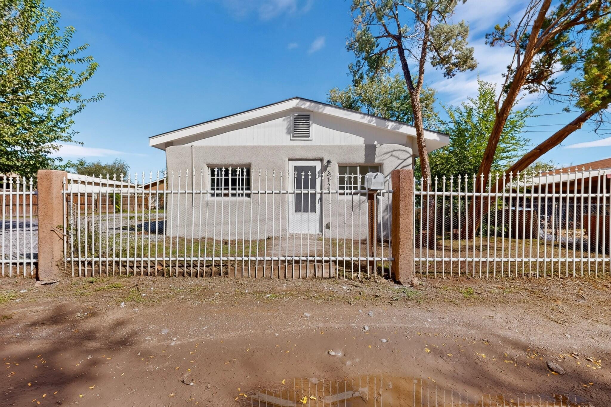 Photo 8 — 3129 Mares Road SW