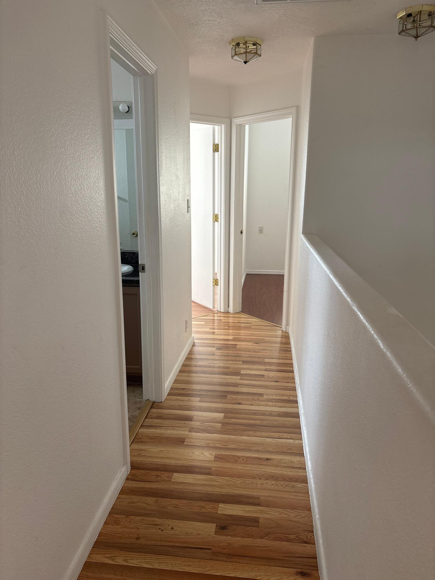 Photo 4 — 4729 Chesapeake Place NE