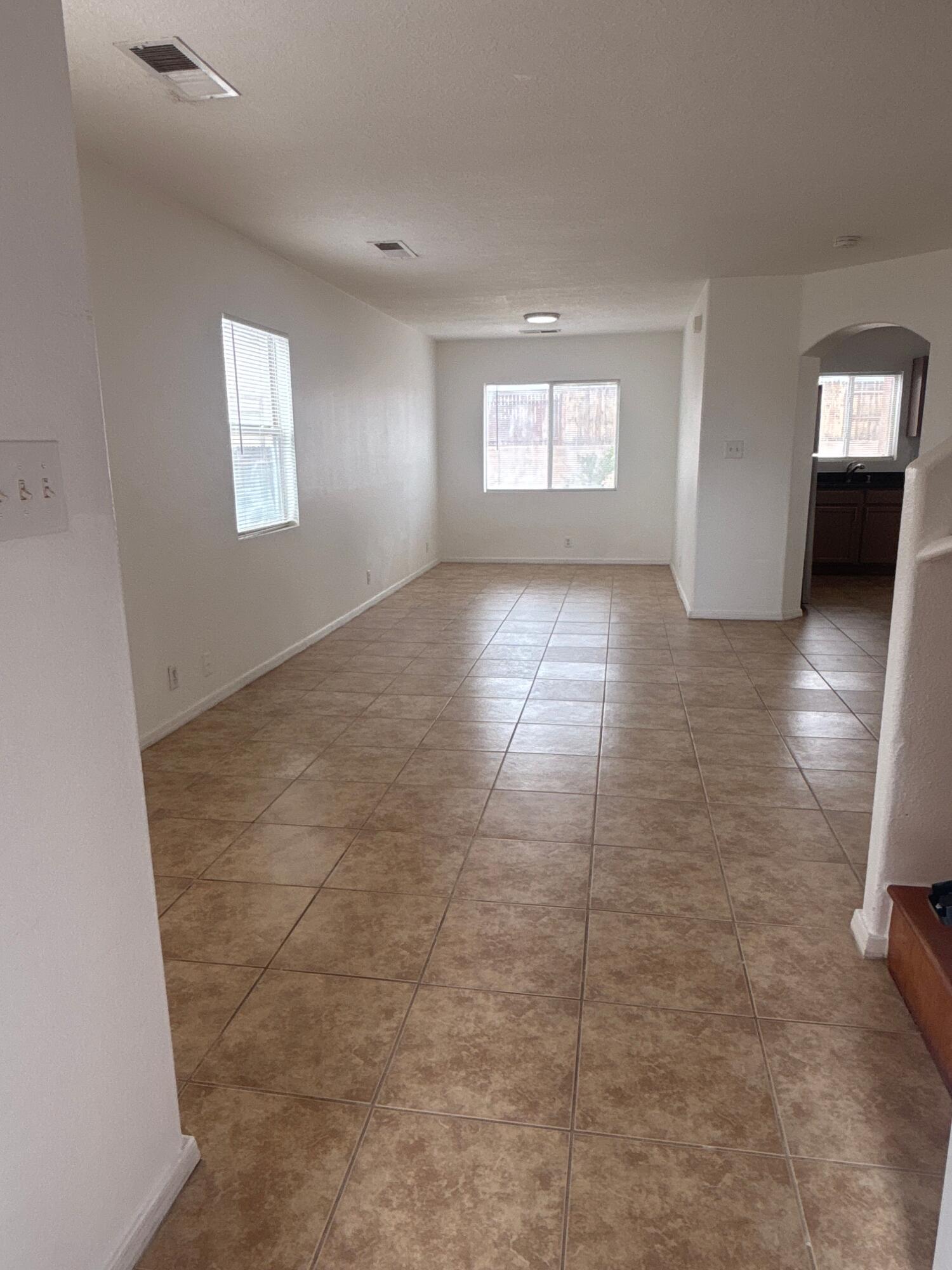 Photo 10 — 4729 Chesapeake Place NE