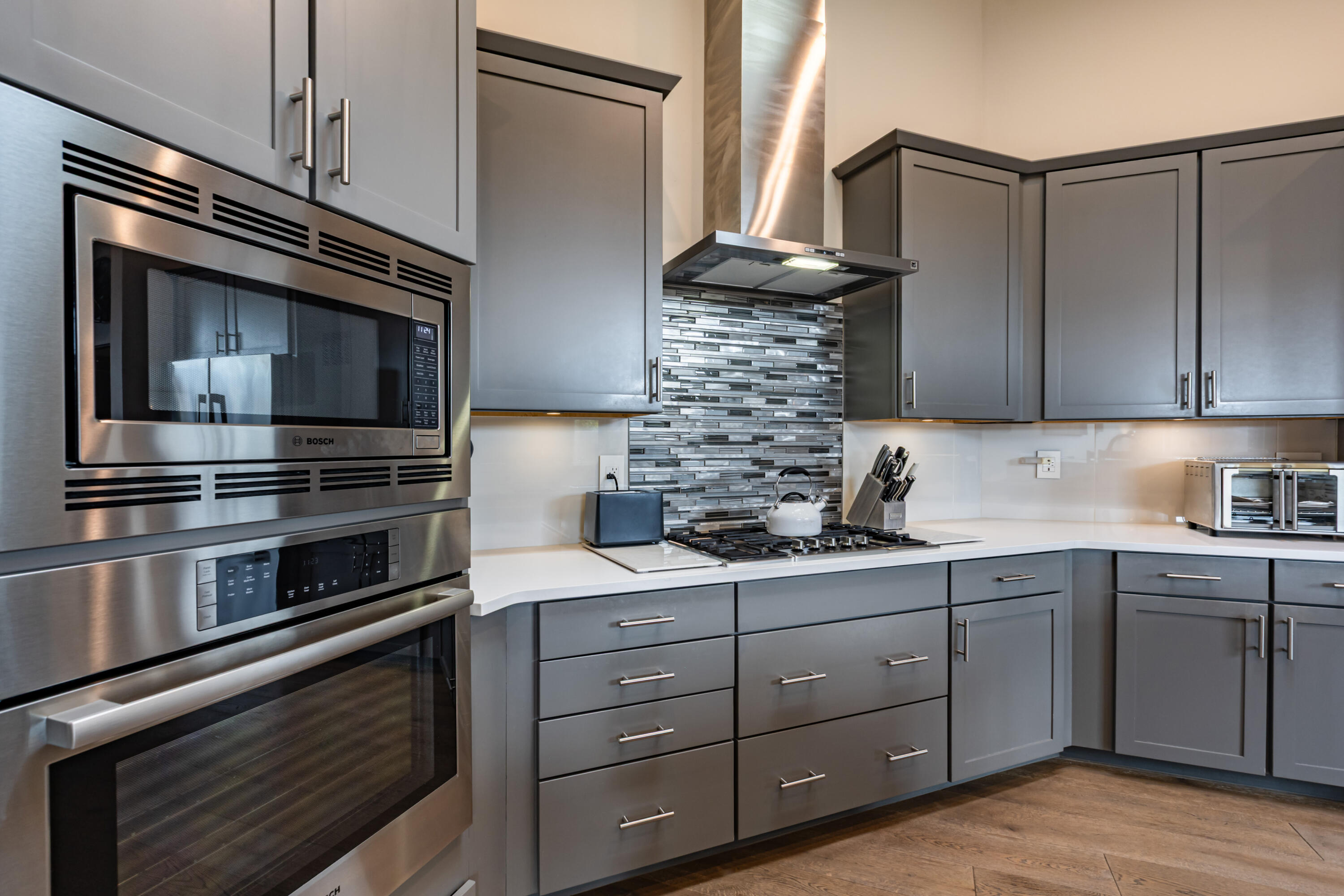 Photo 18 — 6300 Mojave Aster Way NE