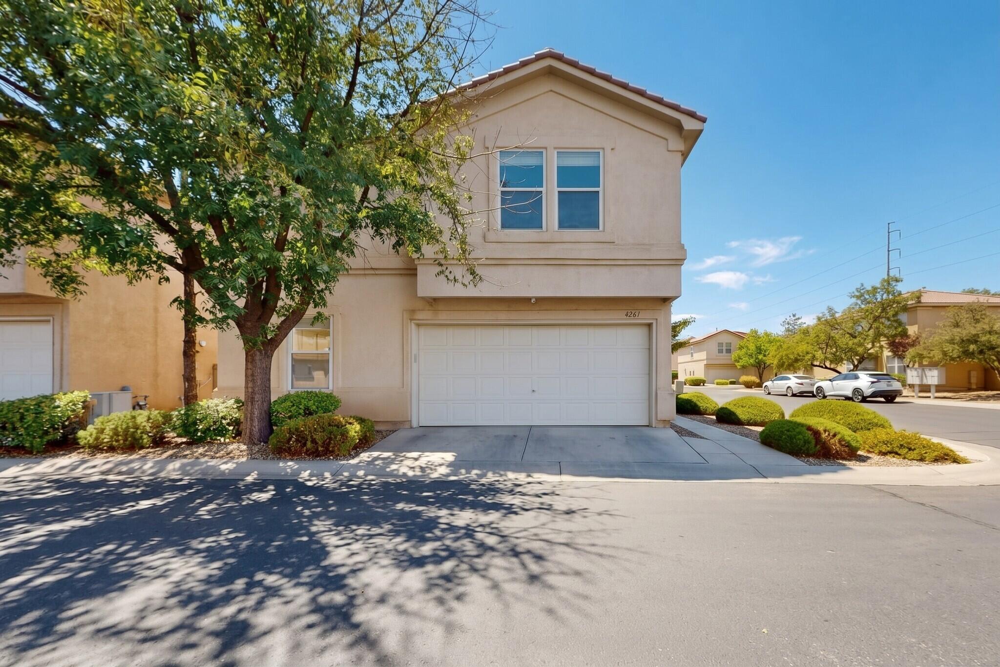 4261 Altura Mesa Lane NE, Albuquerque, NM 87110