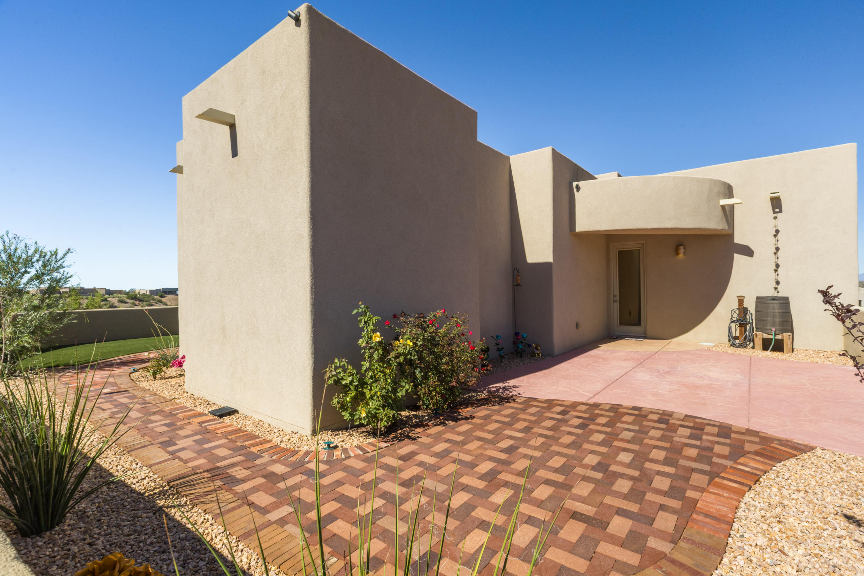 Photo 8 — 23 Mimbres Court