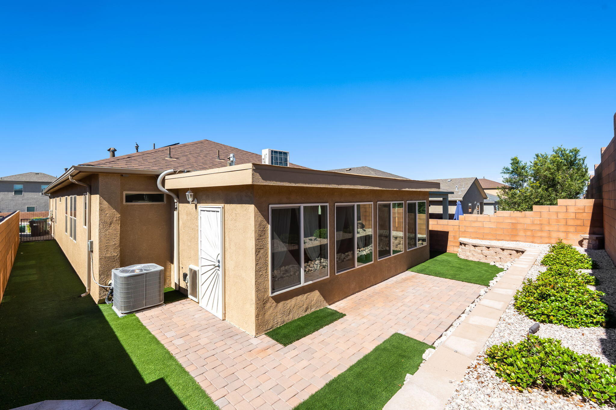 Photo 10 — 6512 Gannett Drive NE