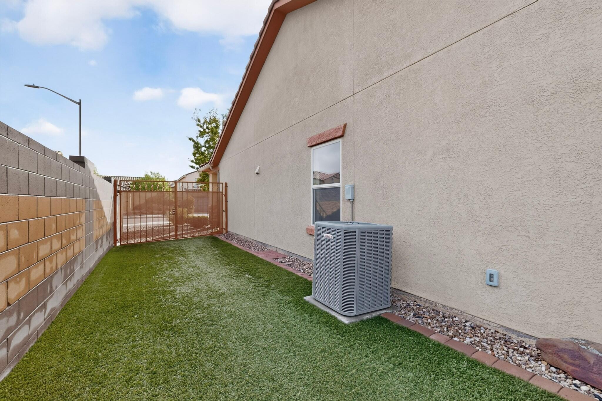 Photo 17 — 9605 Basalt Peak Drive NW