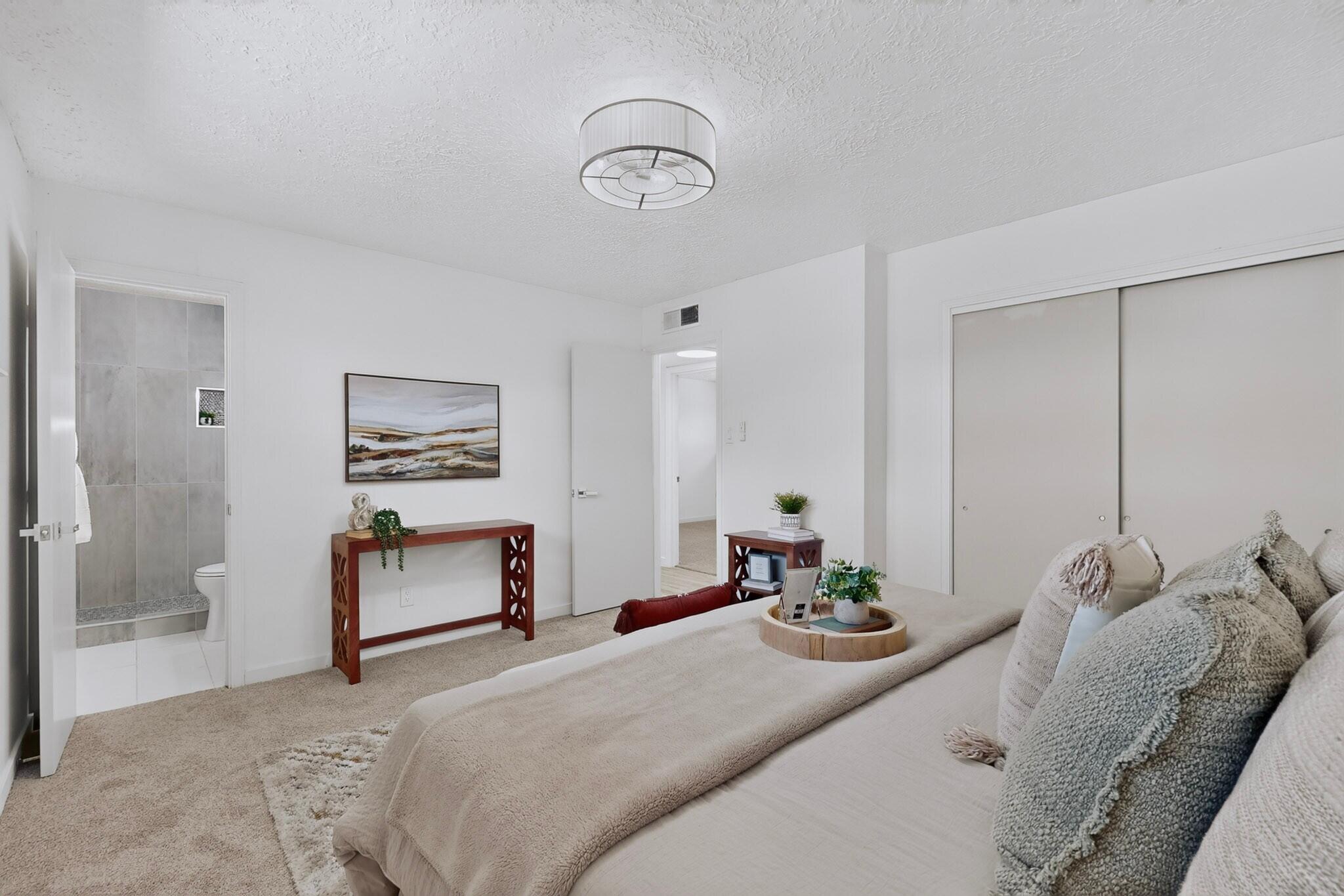 Photo 18 — 12701 Cloudview Avenue NE