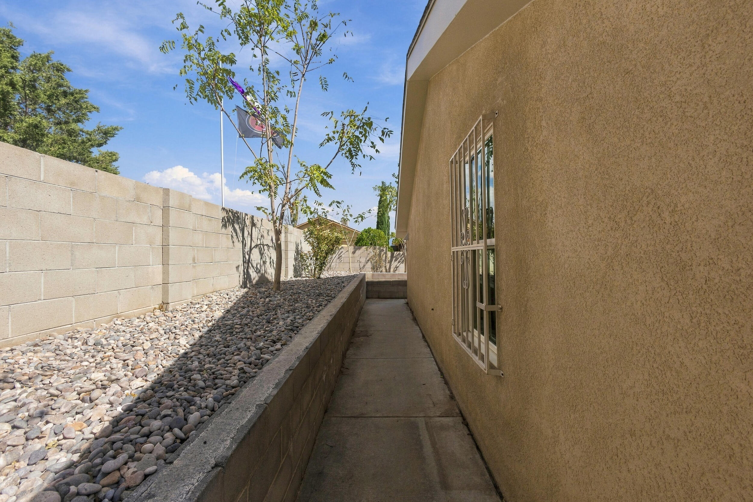 Photo 9 — 7701 Santa Lucia Street NW