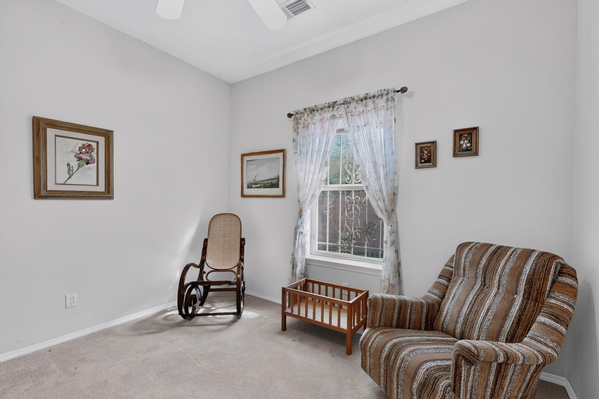 Photo 19 — 4012 Gracia Court NE