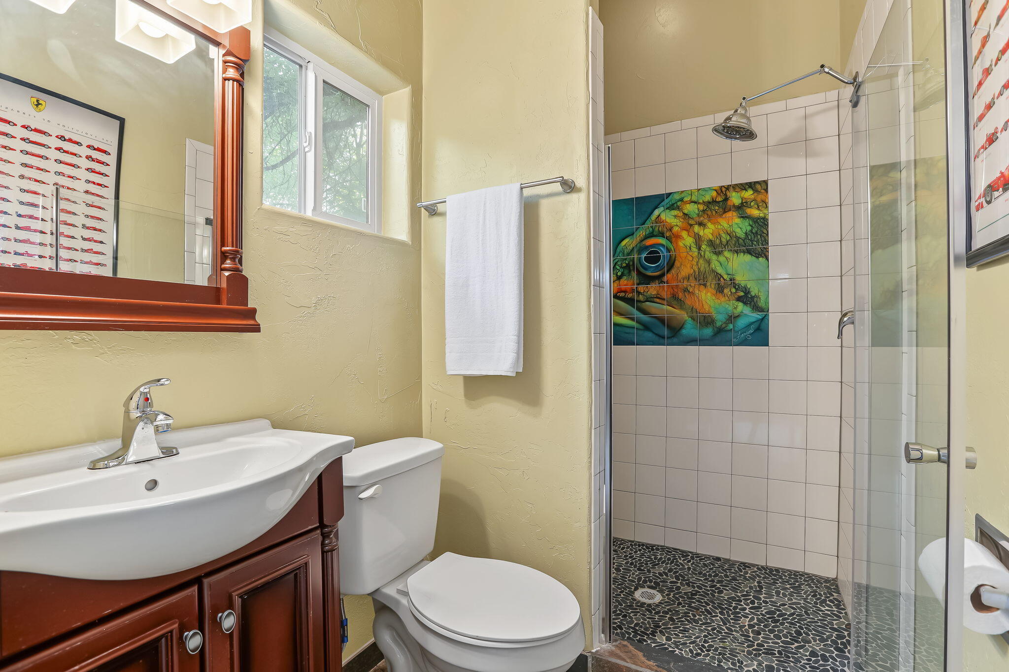 Photo 17 — 8212 Rio Grande Boulevard NW