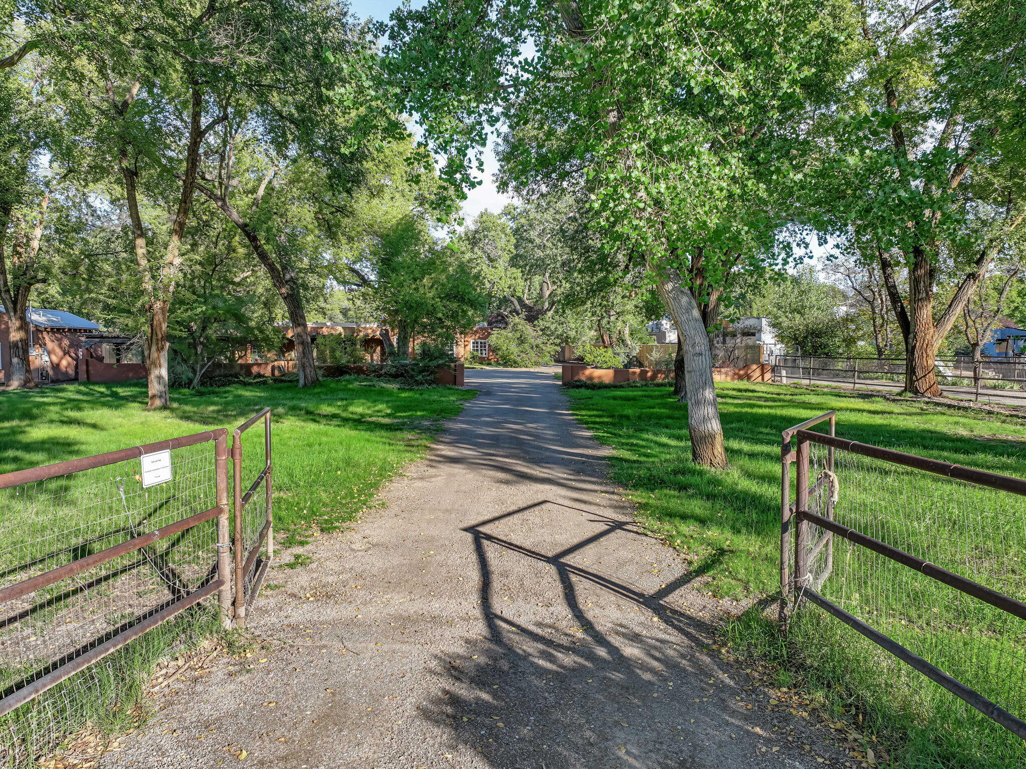 Photo 19 — 8212 Rio Grande Boulevard NW