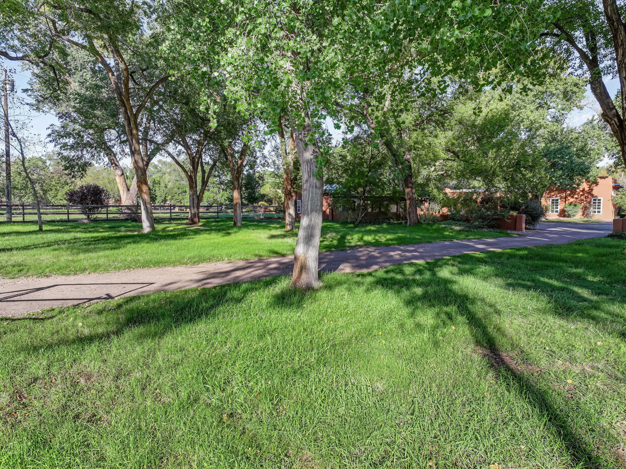 Photo 20 — 8212 Rio Grande Boulevard NW