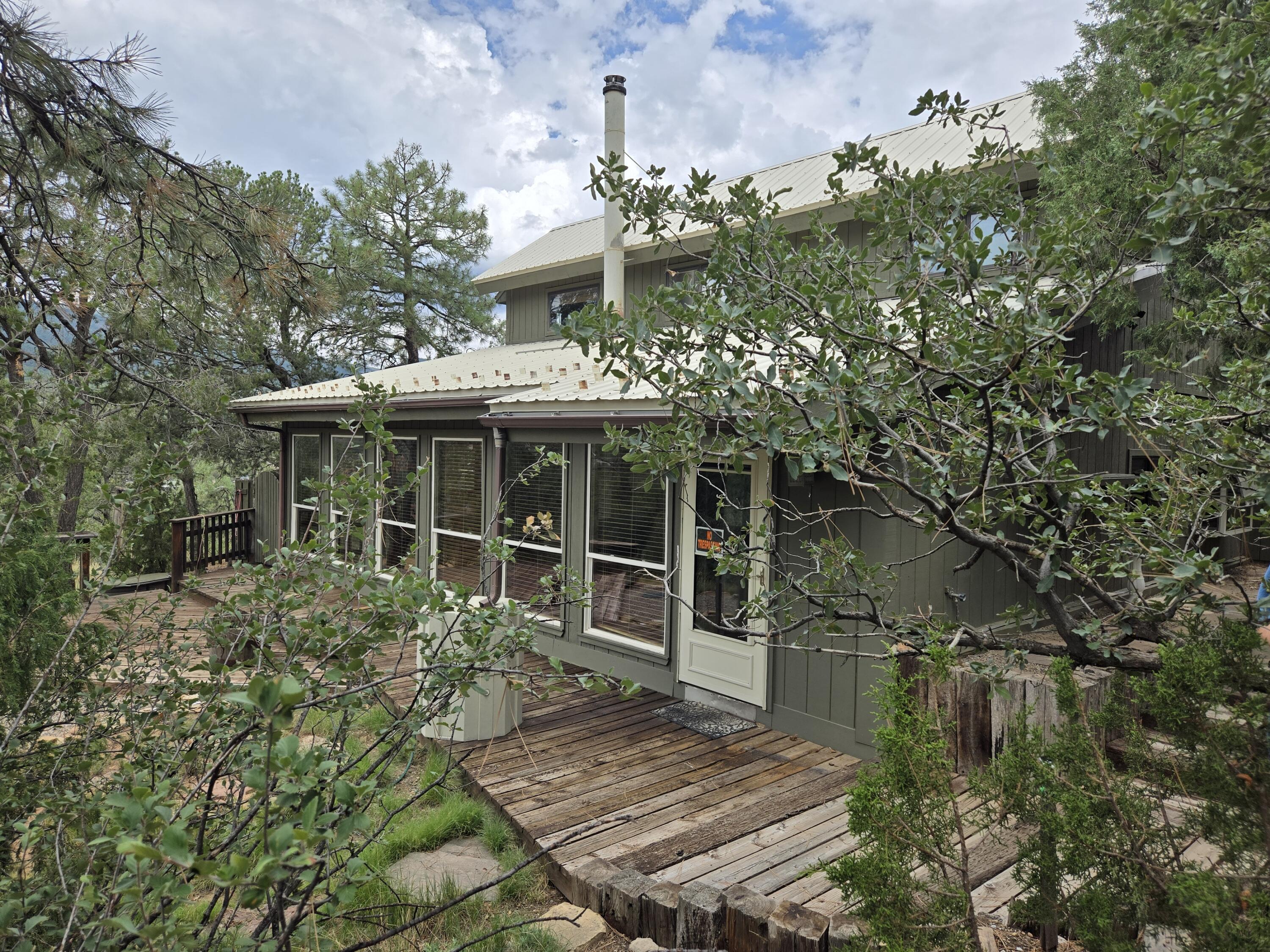 88 Juniper Loop NE, Cedar Crest, NM 87008